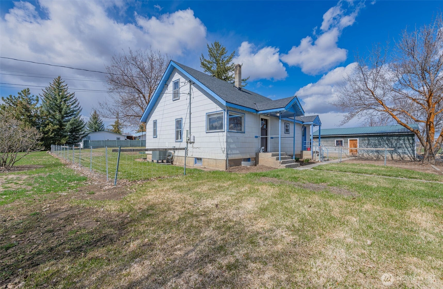 604 N Adams St Waterville WA 98858