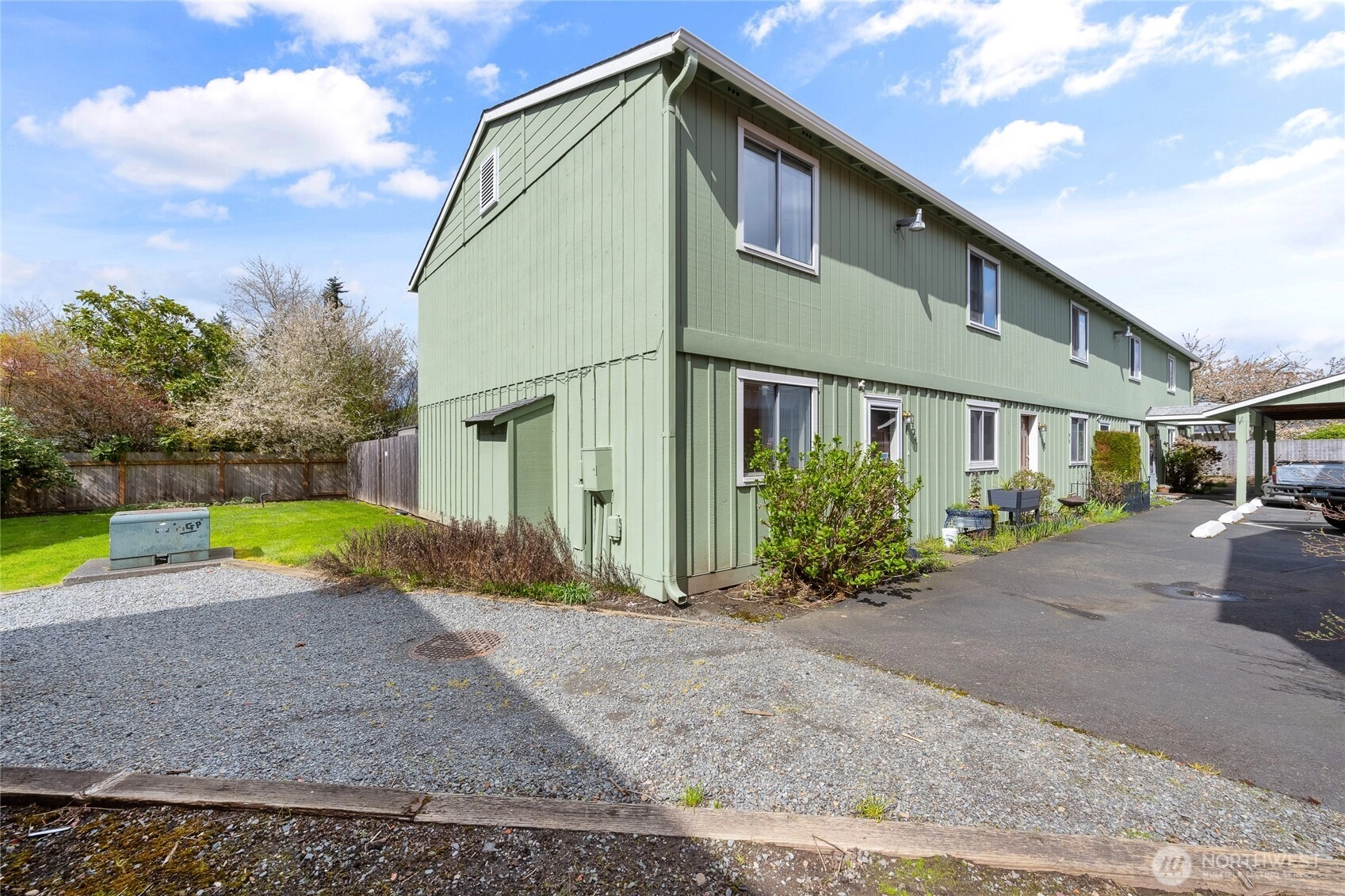 10324 15th Ave Ct E Tacoma WA 98445