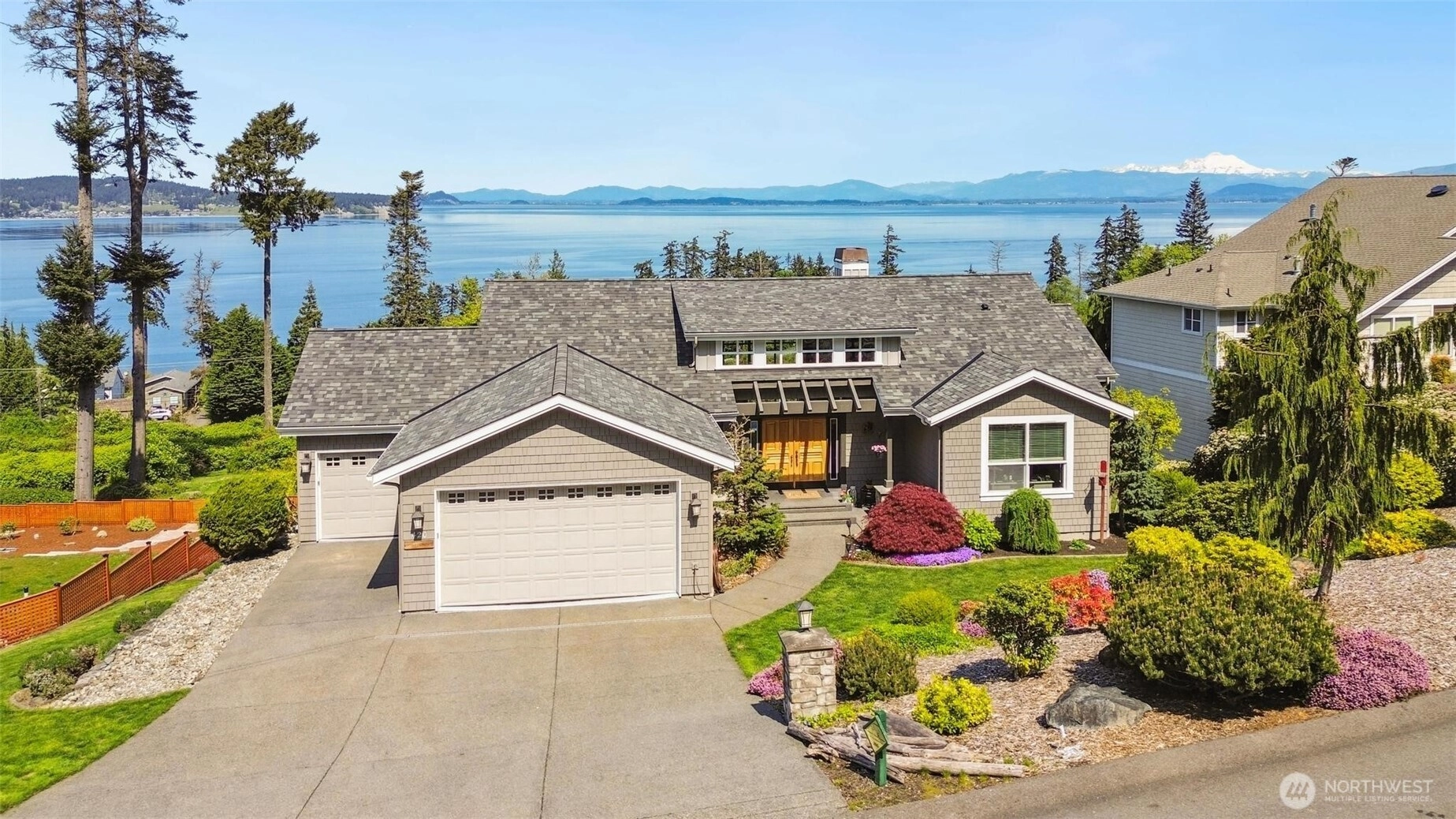 420 Vanderlin Dr Camano Island WA 98282