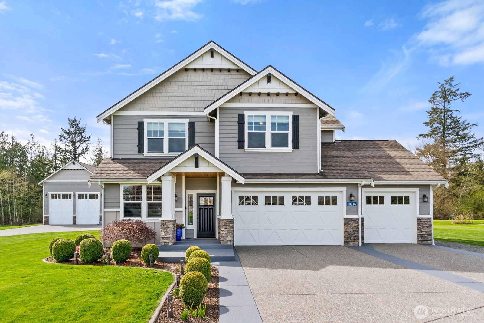 10916 Bay Meadows Ln Burlington WA 98233