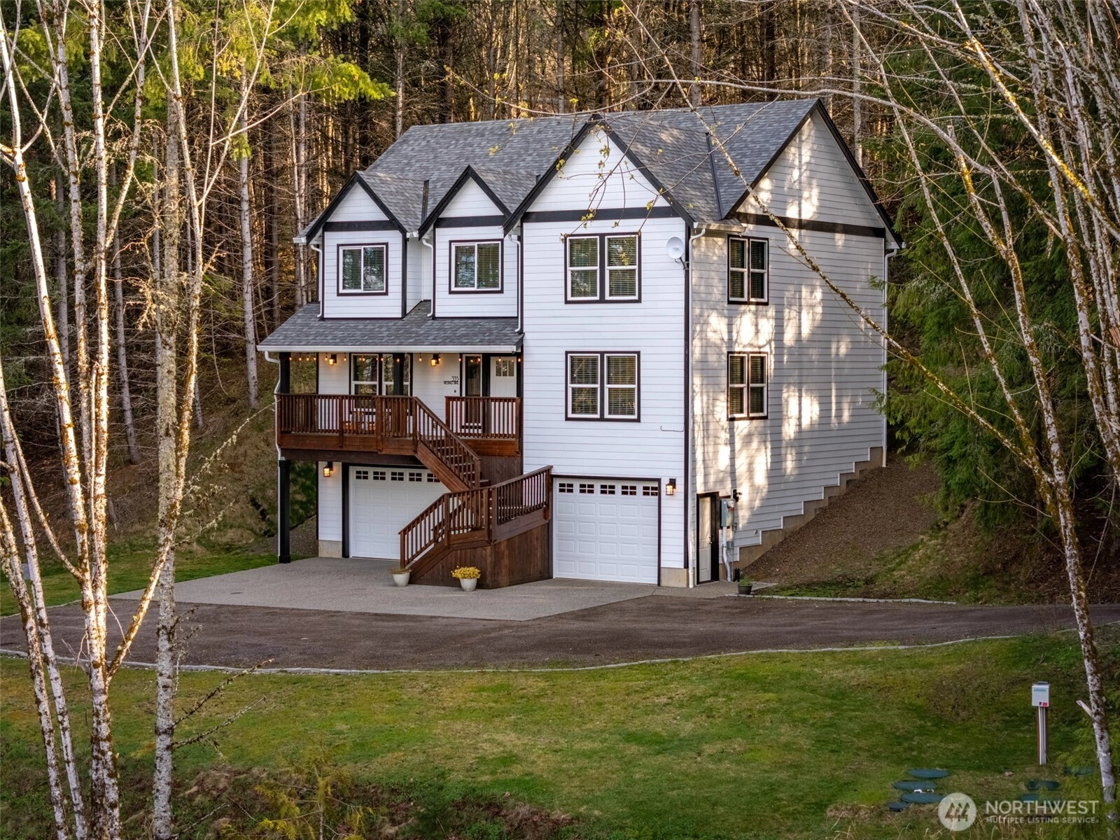 335 Hillsdale Dr Woodland WA 98674