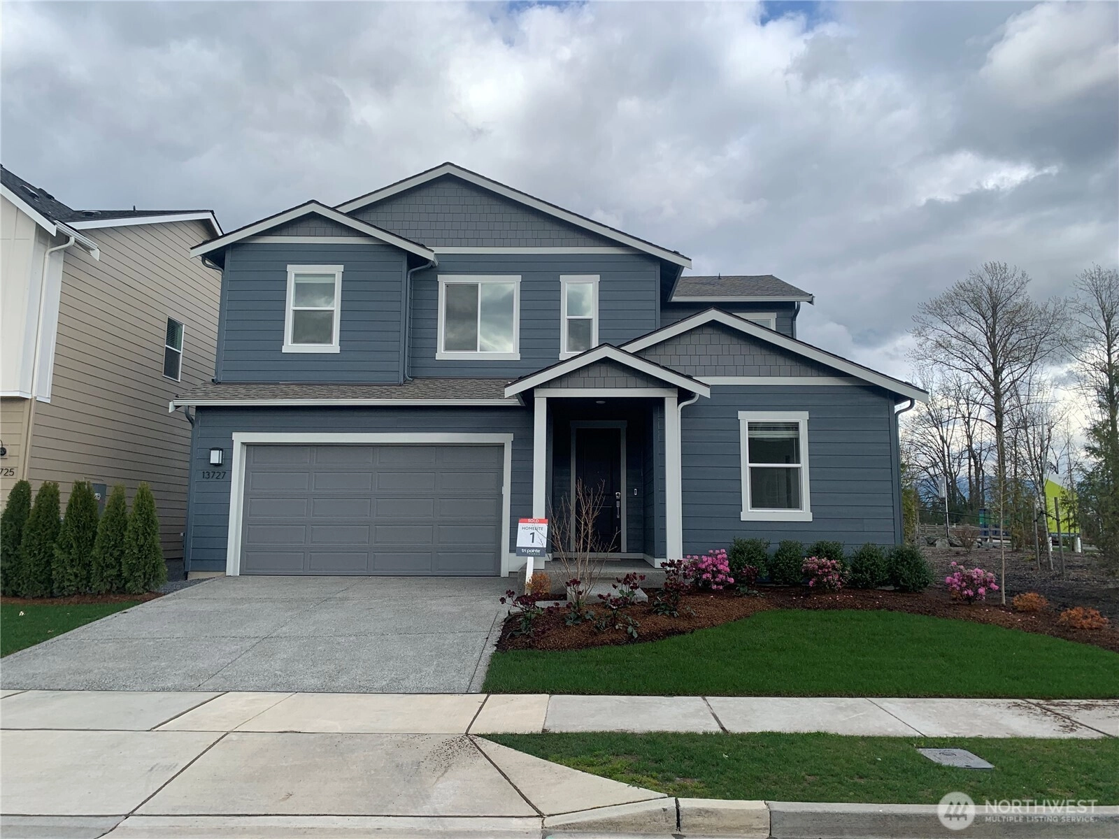 13727 208th Dr SE Unit 1 Monroe WA 98272