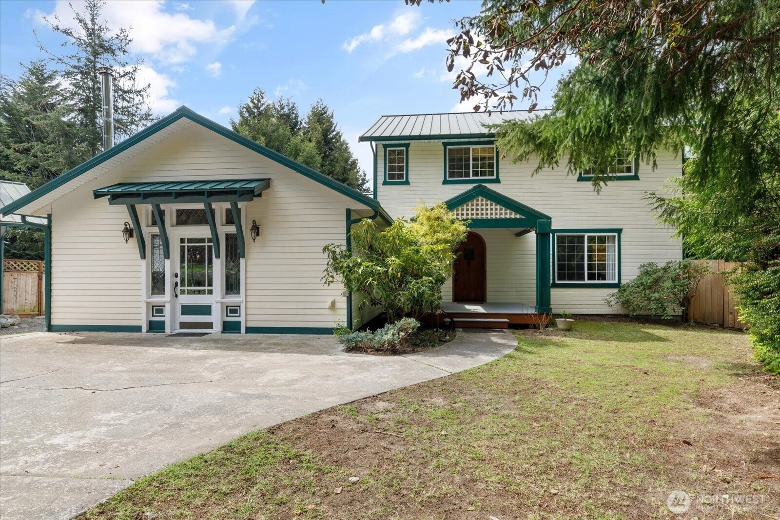 5452 Vistaire Pl Langley WA 98260