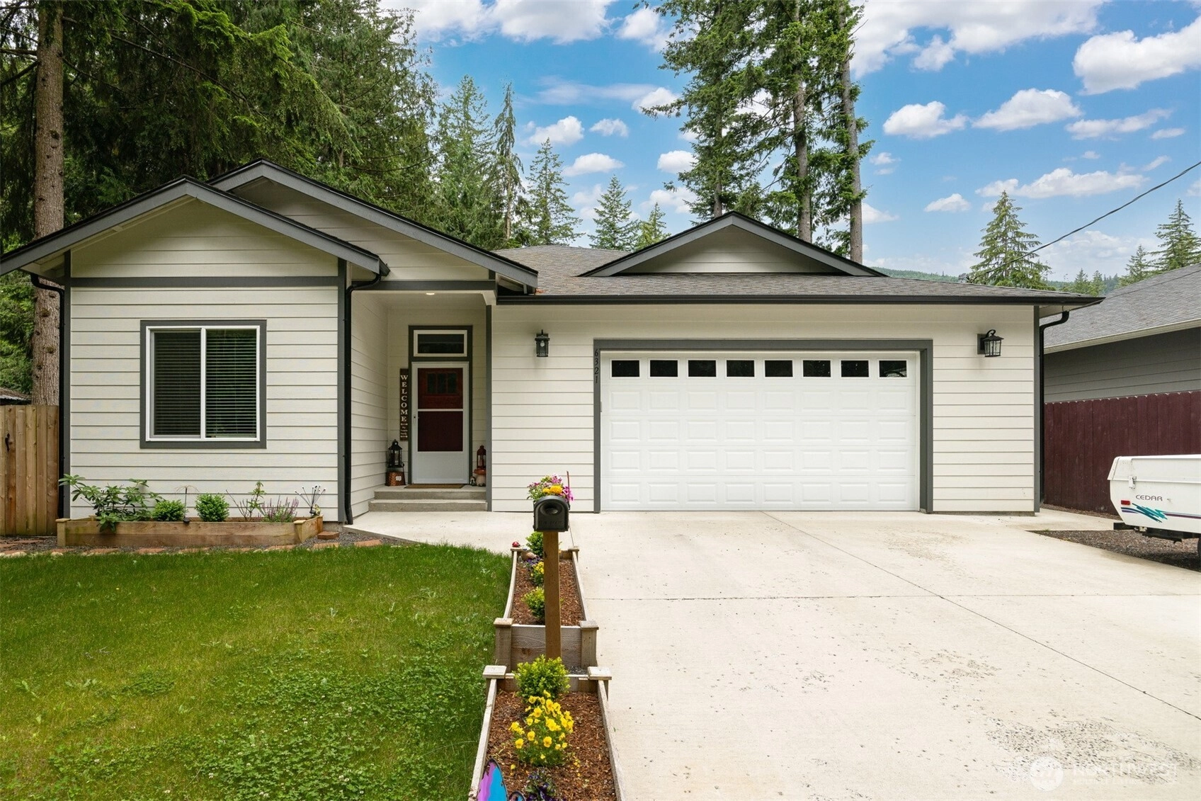 6321 Pony Pl Maple Falls WA 98266