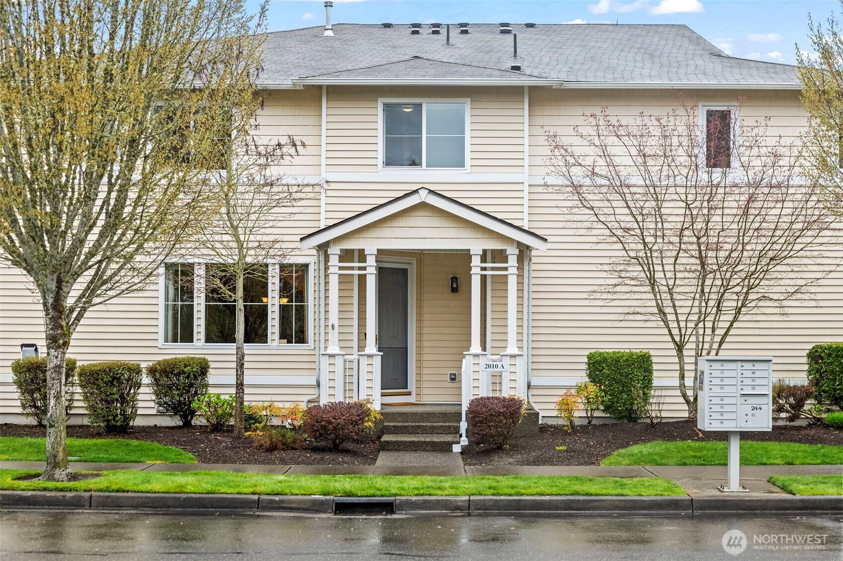 2010 Garry Oaks Ave Unit A Unit A DuPont WA 98327