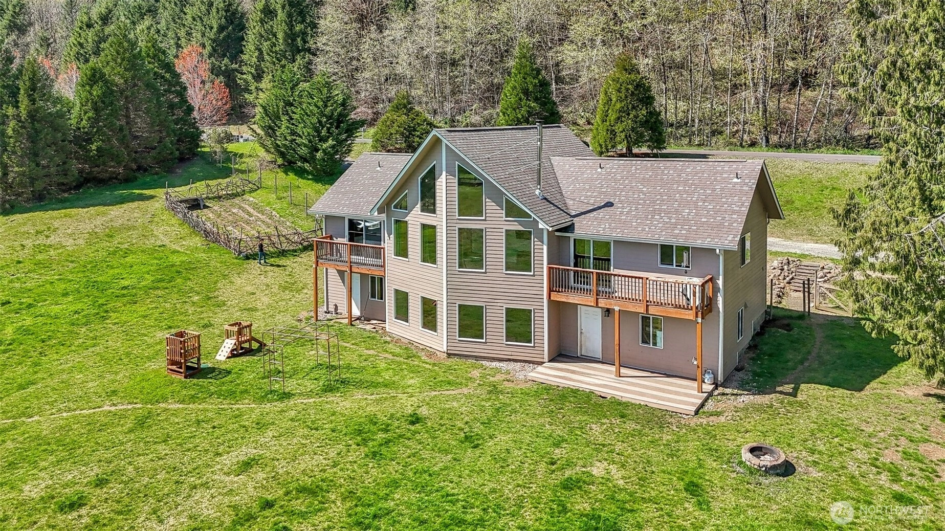 138 Marian Ln Ariel WA 98603