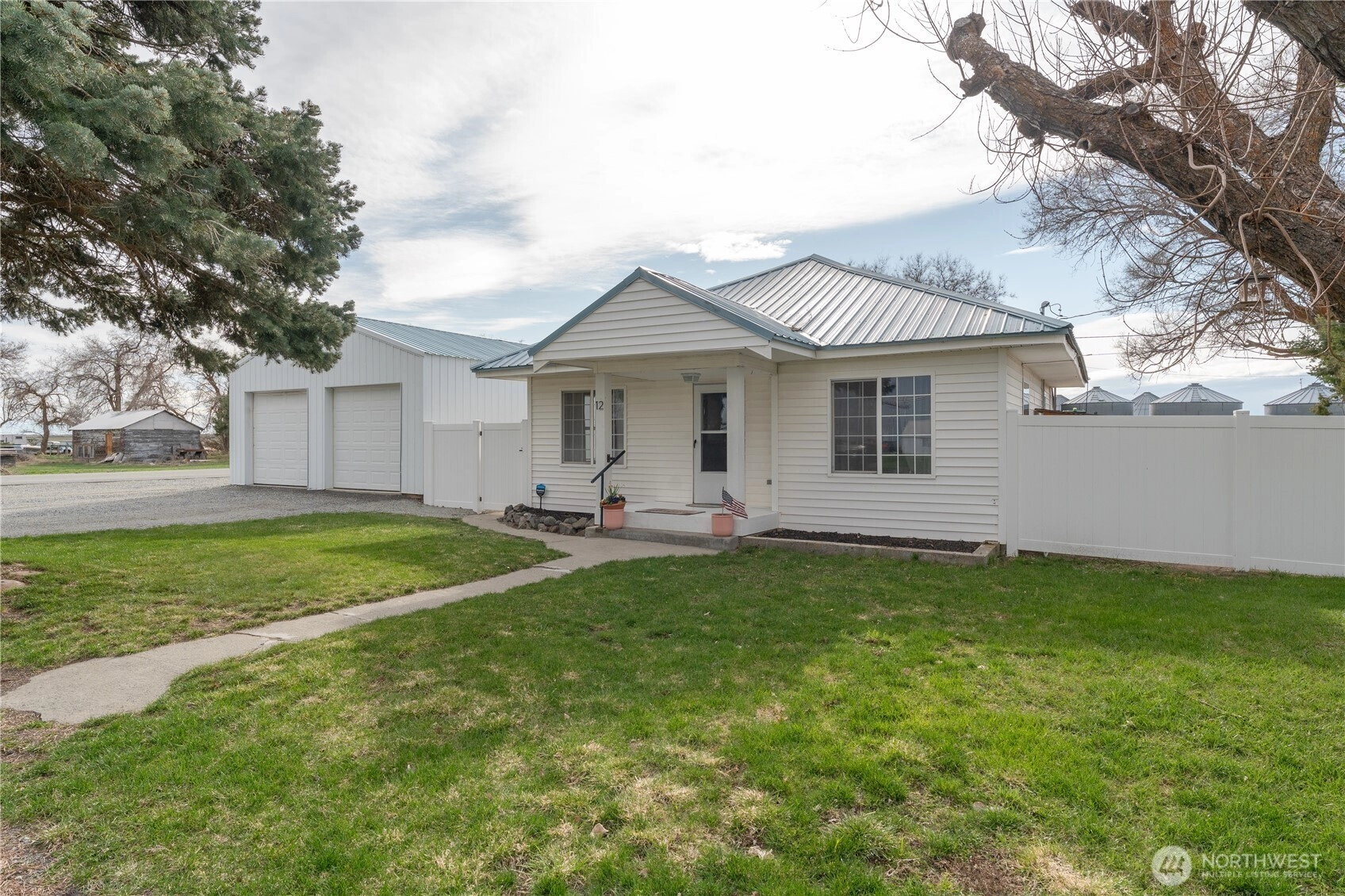 12 Walnut Mansfield WA 98830