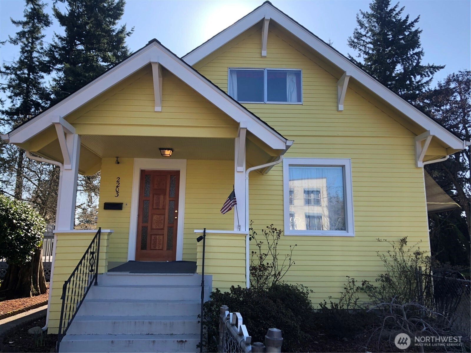 2203 NE 10th St Renton WA 98056