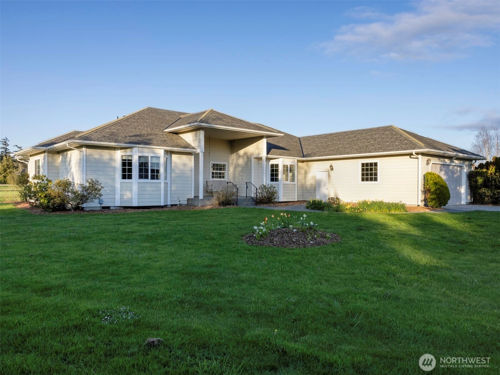 41 Kula Ln Unit  Sequim WA 98382