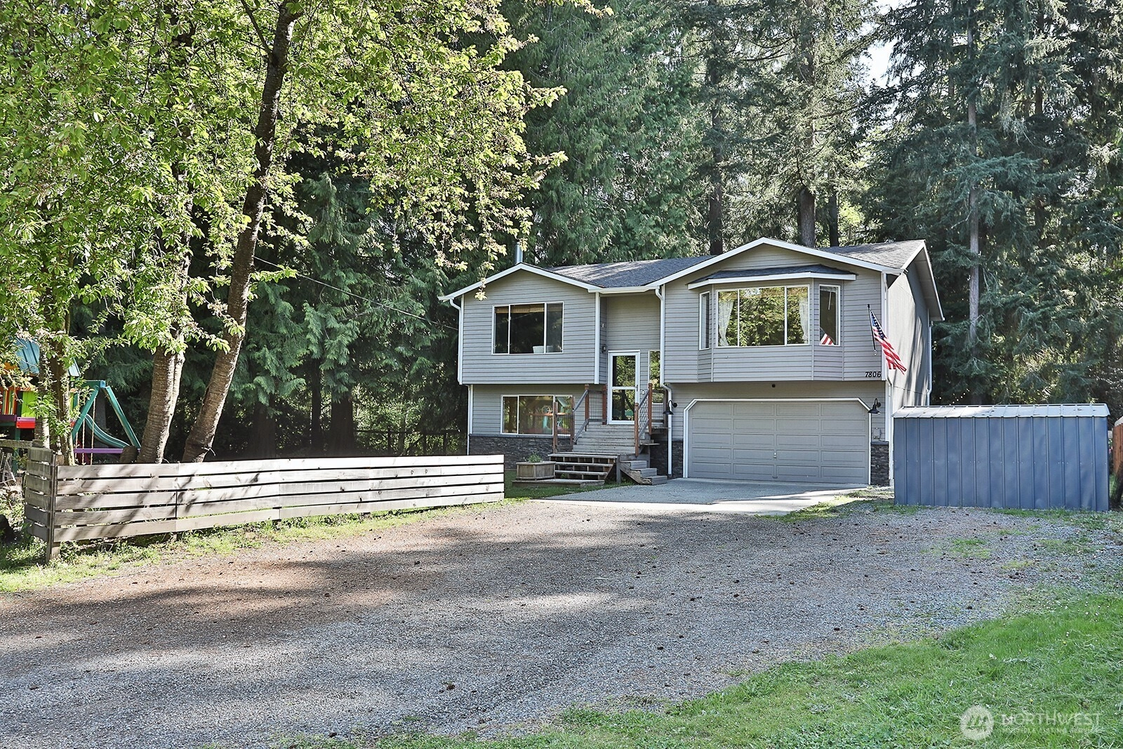 7806 Blakely Ave Clinton WA 98236