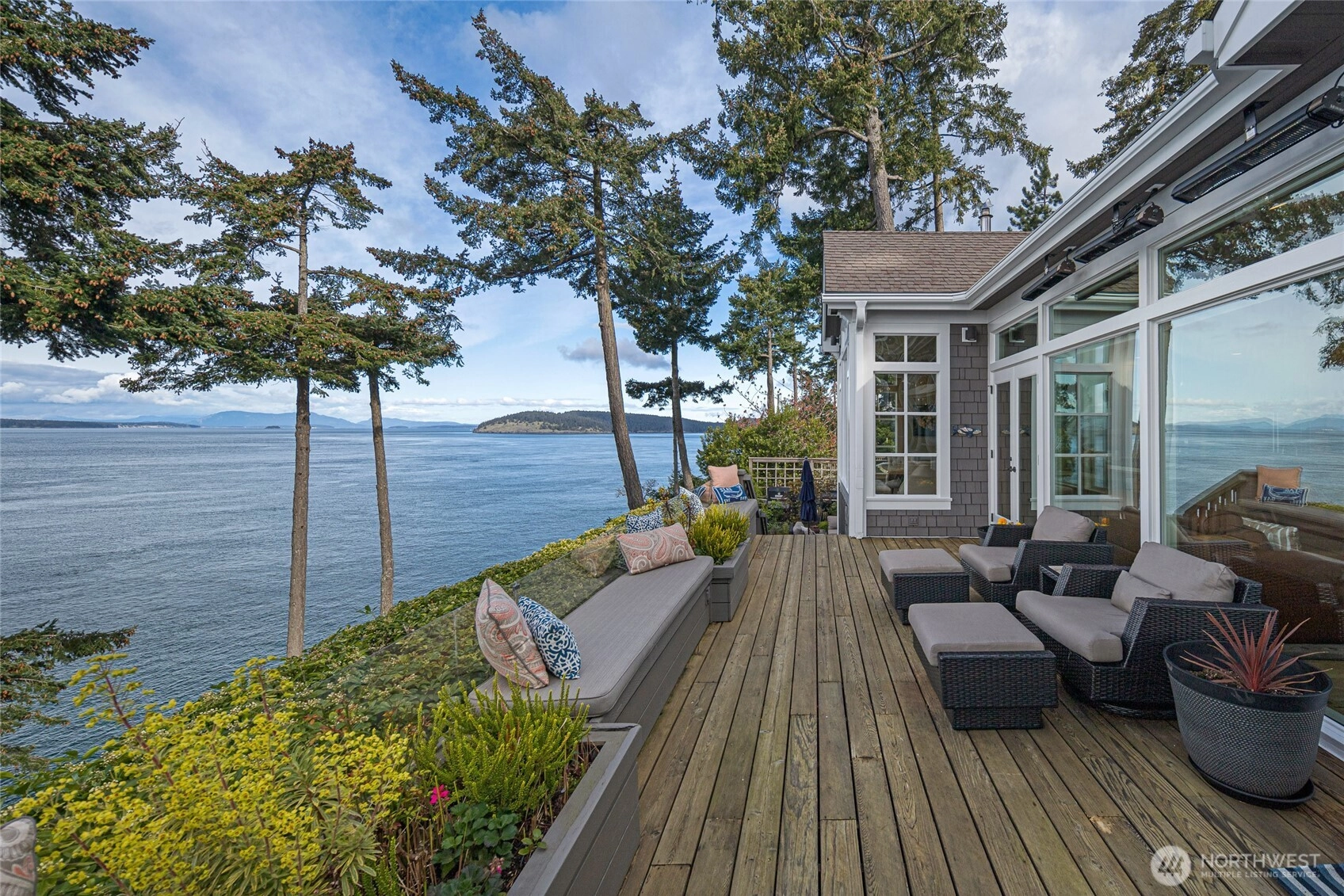 311 Madrona Dr Unit  Friday Harbor WA 98250