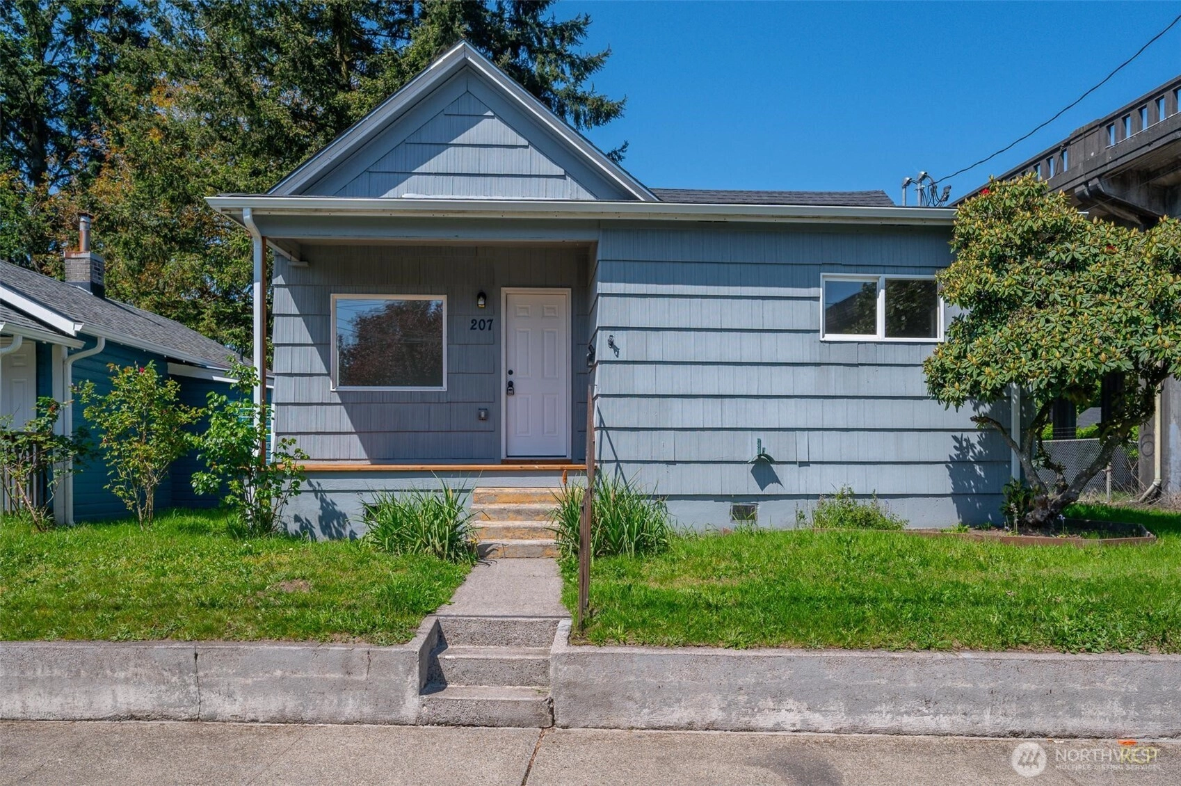 205 NW 2nd Ave Kelso WA 98626