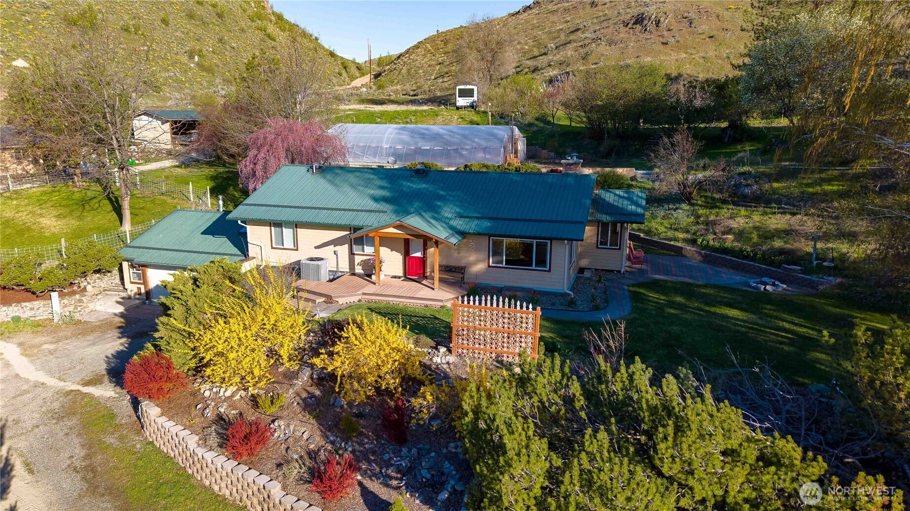 379 Riverside Cutoff Rd Riverside WA 98849