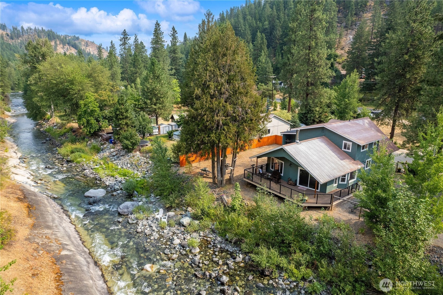 4702 Highway 97 Unit  Peshastin WA 98847