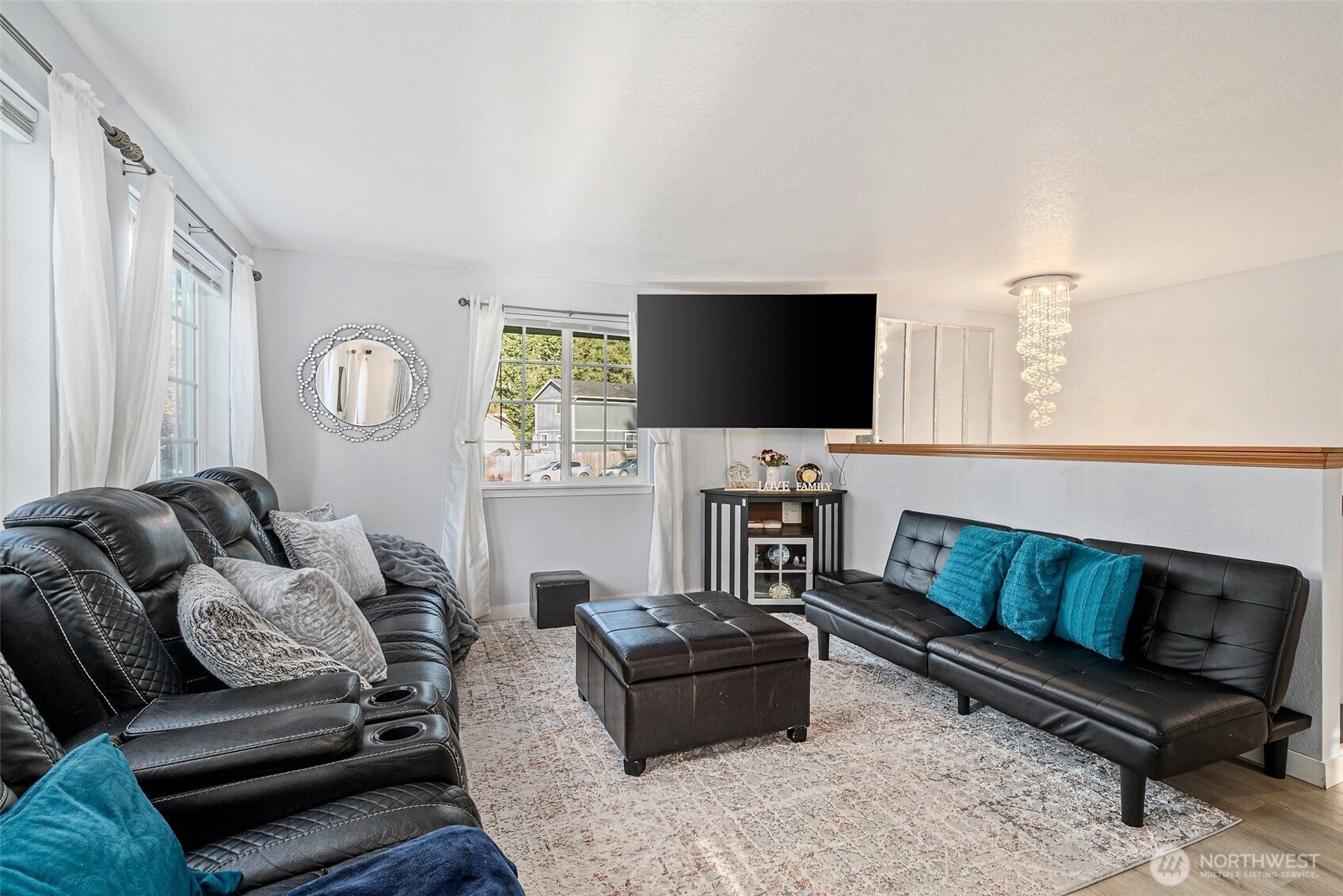 31 NE Skipper Ct Belfair WA 98528