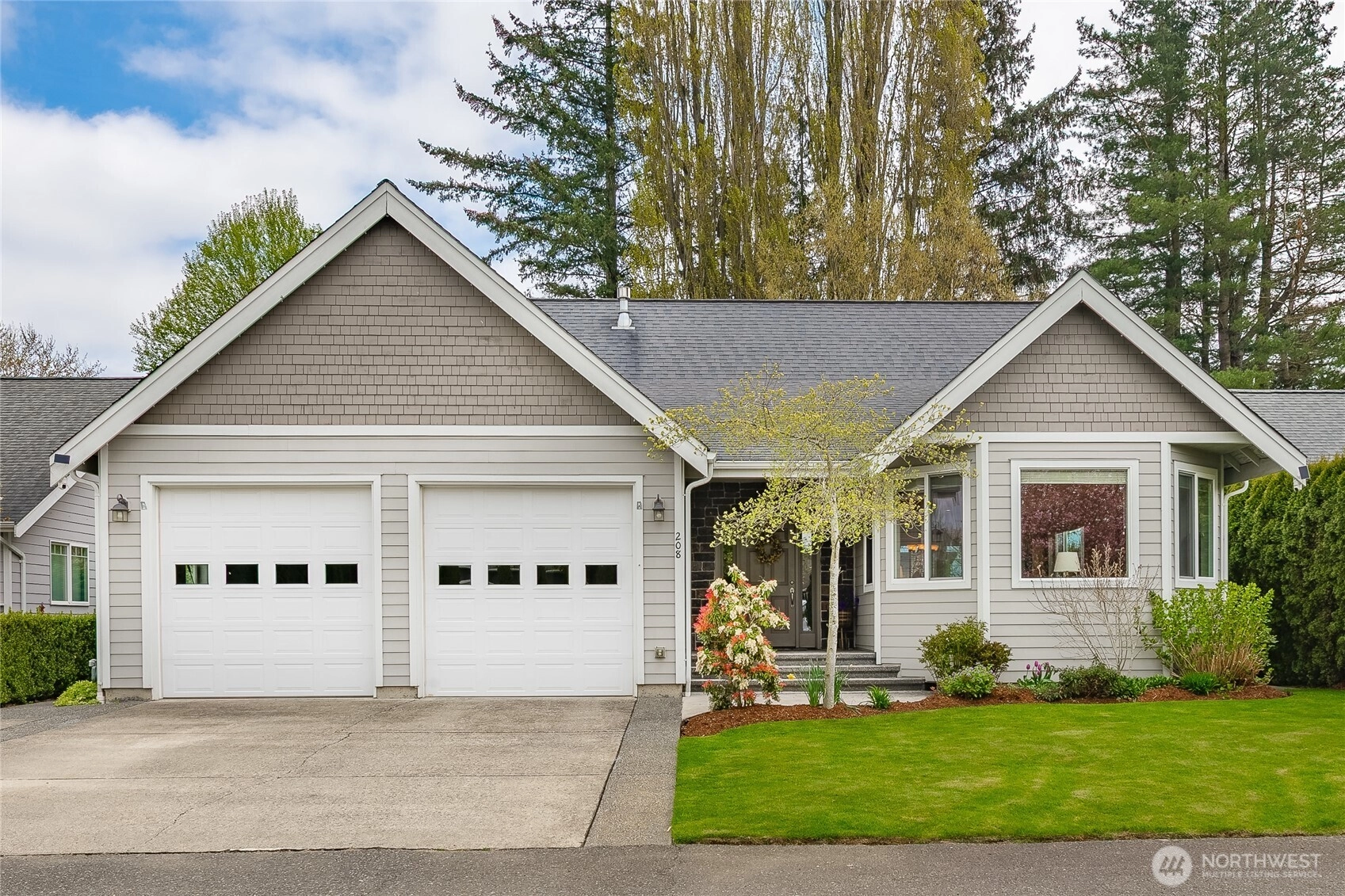 208 W 1st Pl Unit  Nooksack WA 98276