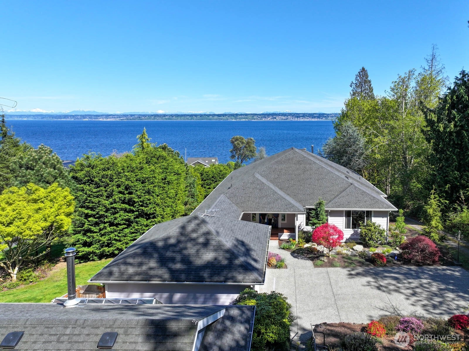 23260 Jefferson Point Rd Ne Unit  Kingston WA 98346