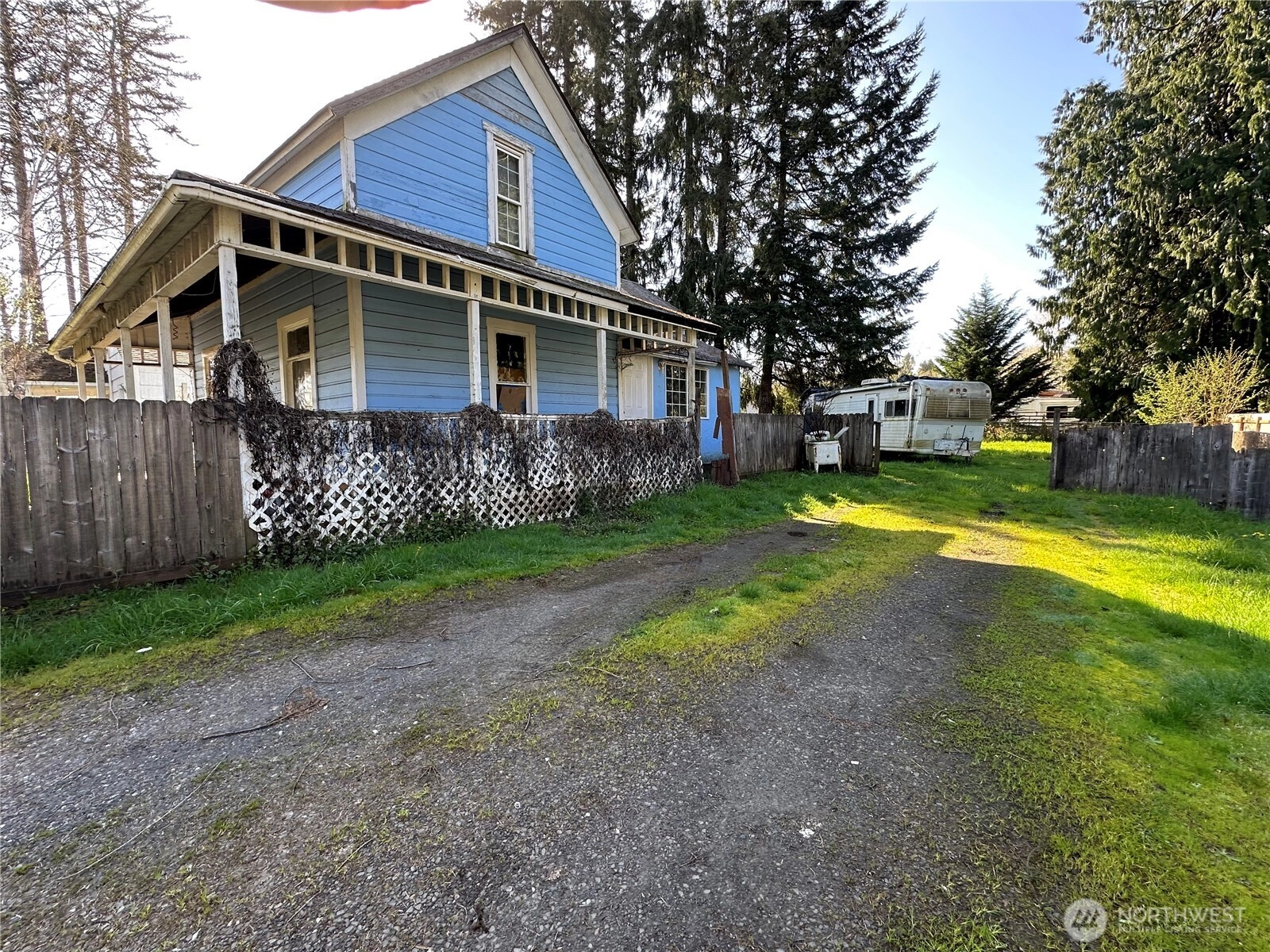415 W 4th St Pe Ell WA 98572