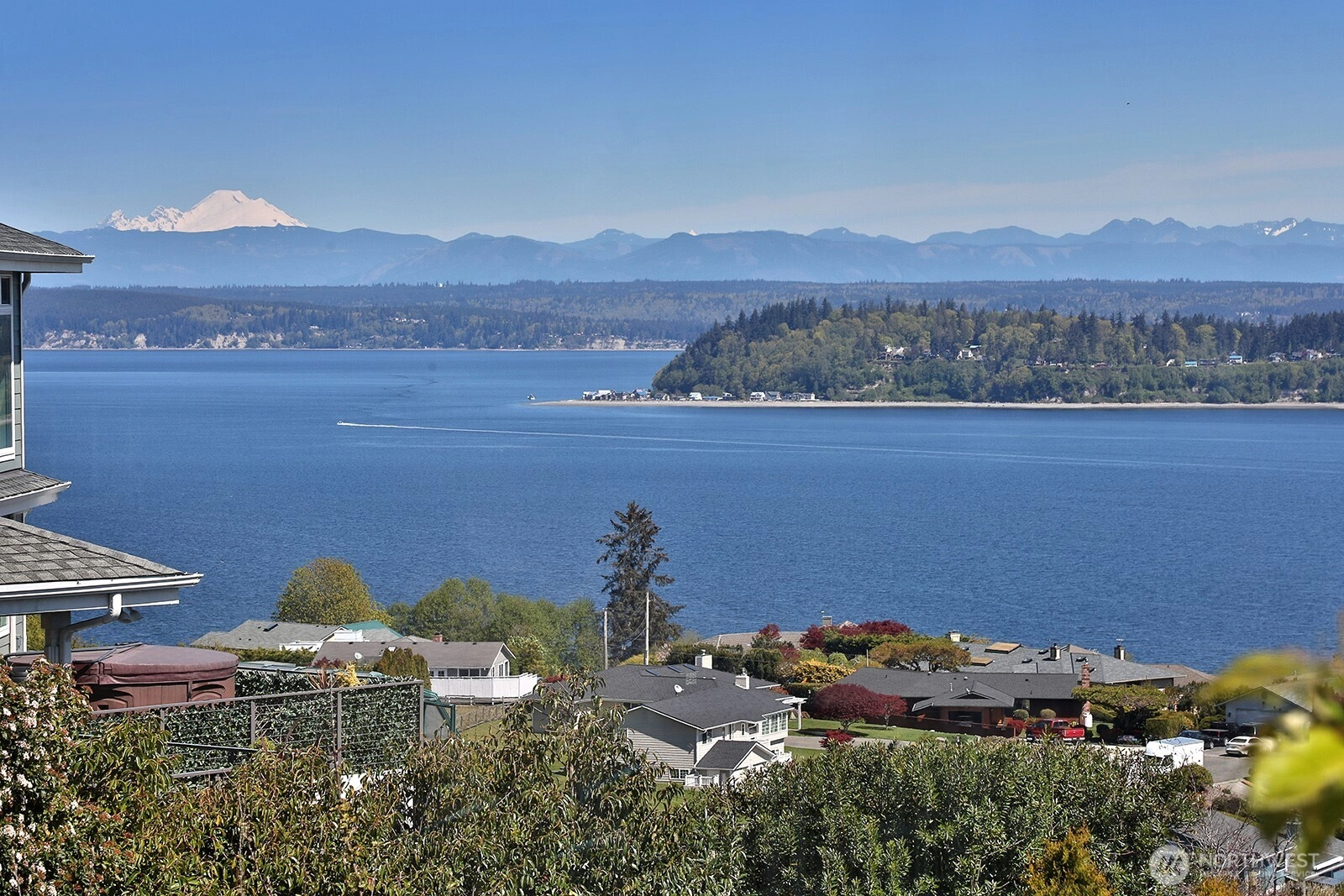 4617 Tanner View Dr Unit  Clinton WA 98236