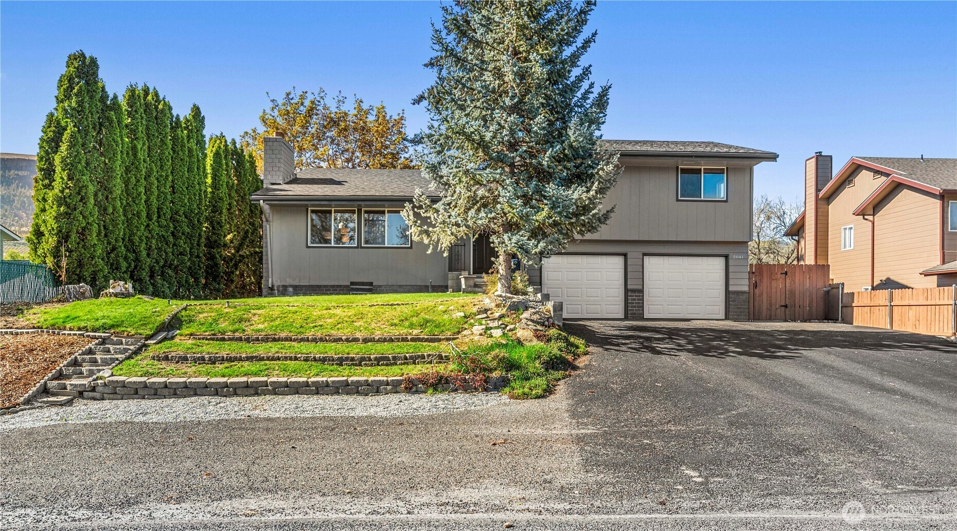 2841 Riviera Blvd Malaga WA 98828