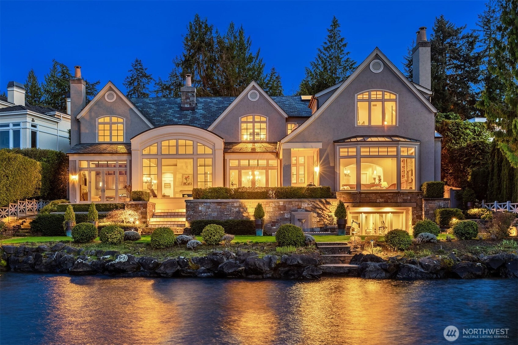 1628 72nd Ave SE Mercer Island WA 98040