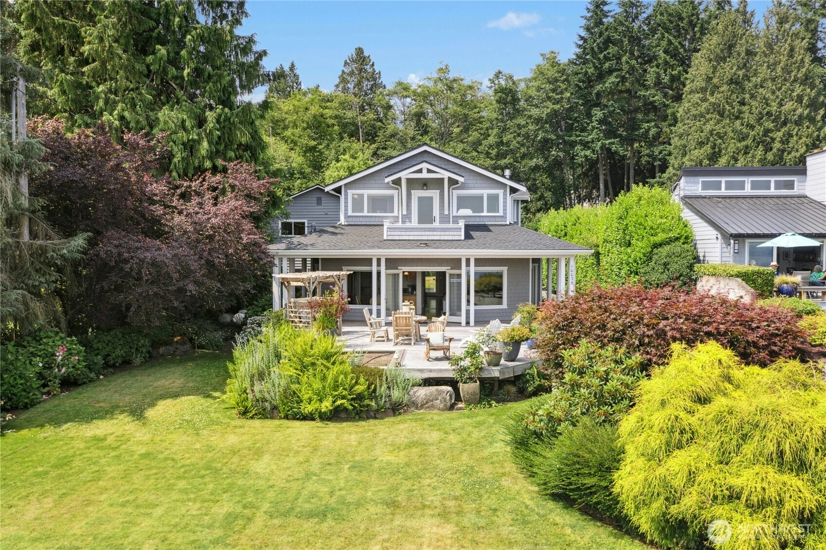 10075 Manitou Beach Dr NE Bainbridge Island WA 98110