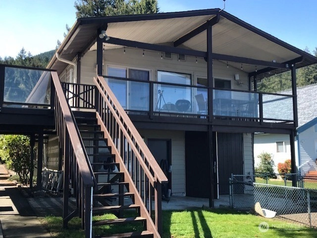 701 Seal Rock Rd Unit  Brinnon WA 98320