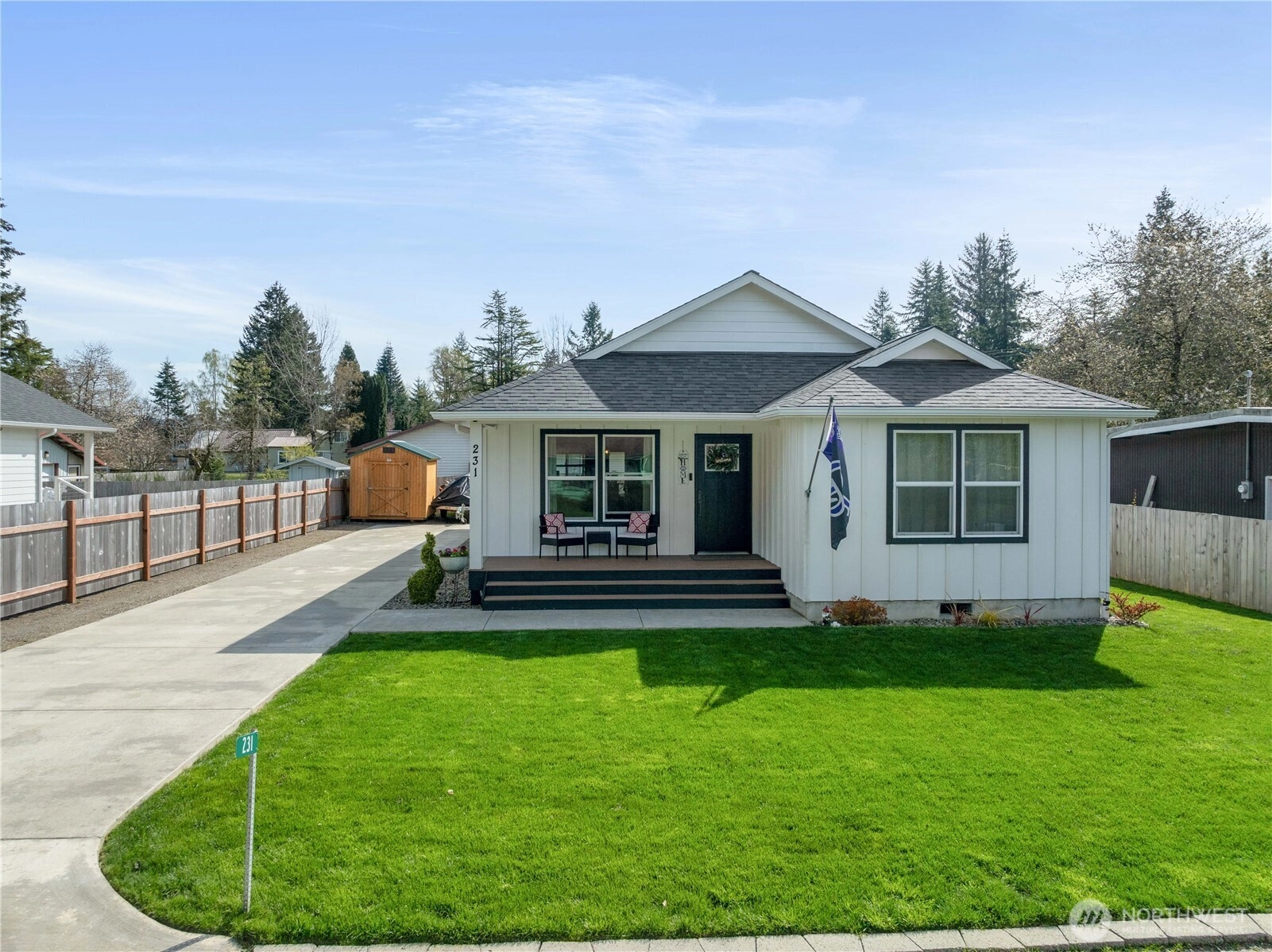 231 Blackberry Ave Forks WA 98331