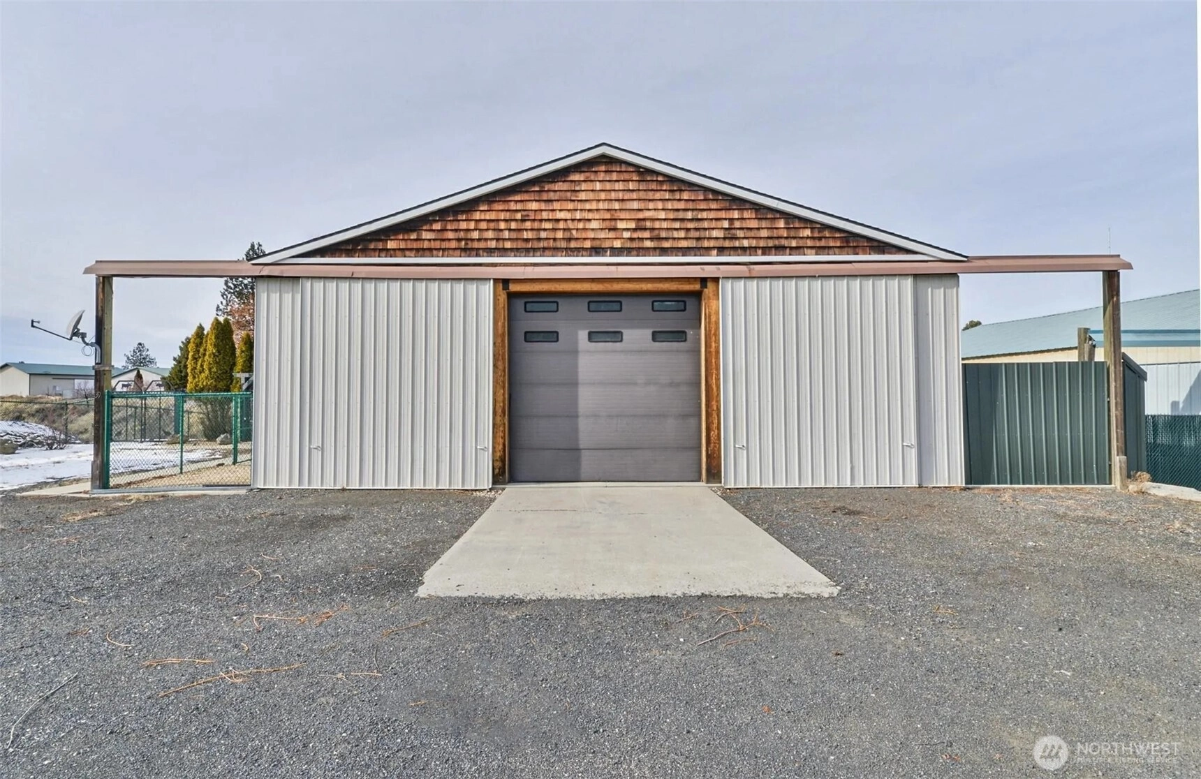 139 W Airport Loop Unit A Unit A Seven Bays WA 99211