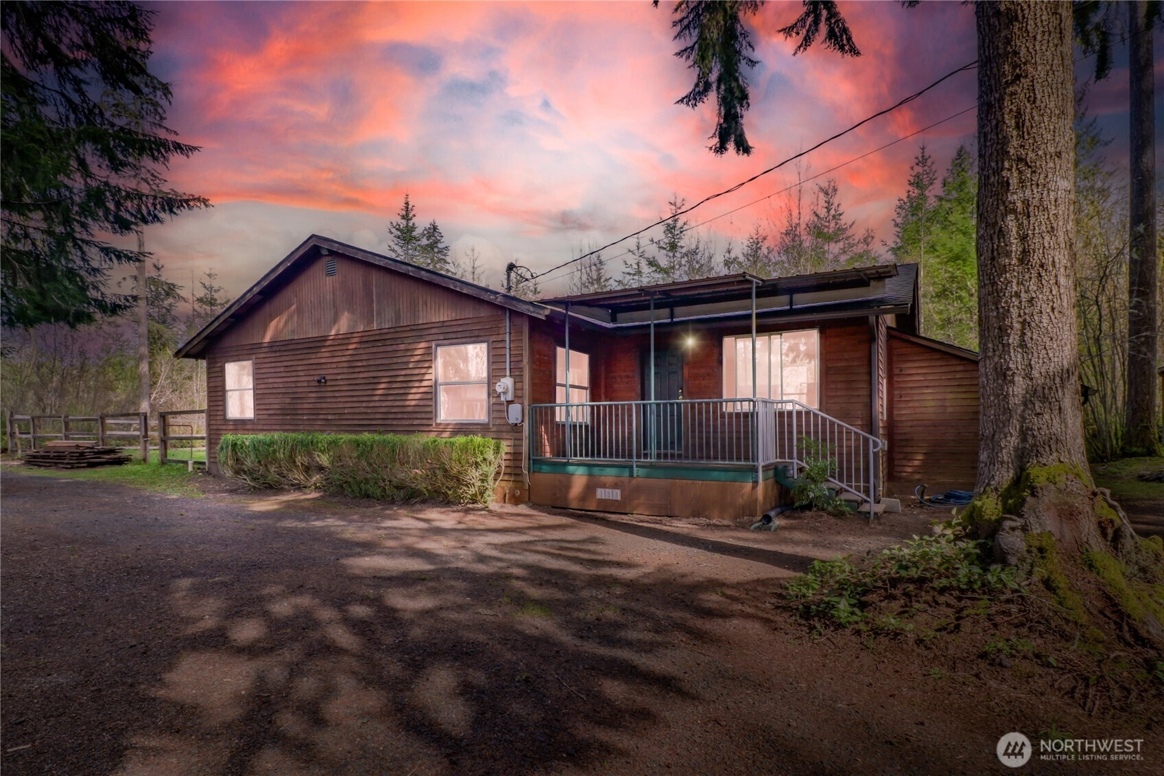 21 W River Dr W Unit  Elma WA 98541