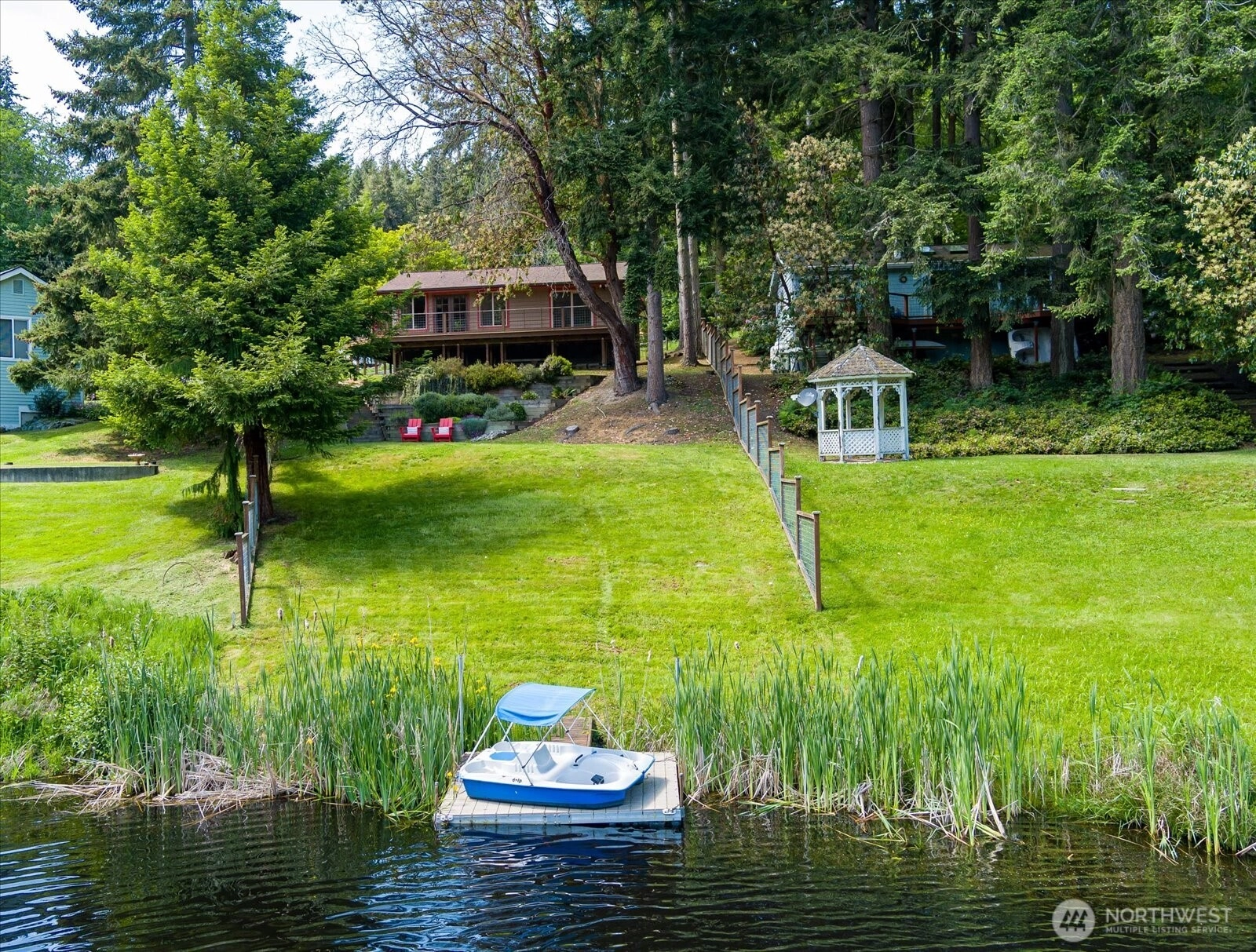 1069 Honeymoon Lake Dr Greenbank WA 98253