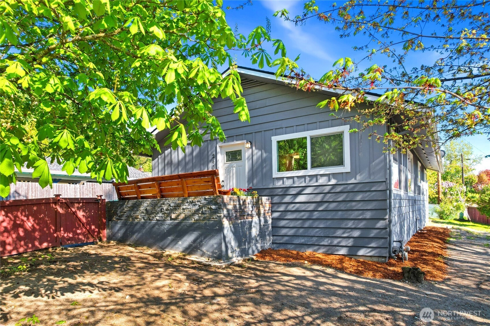 240 Willow St Unit  Bremerton WA 98310