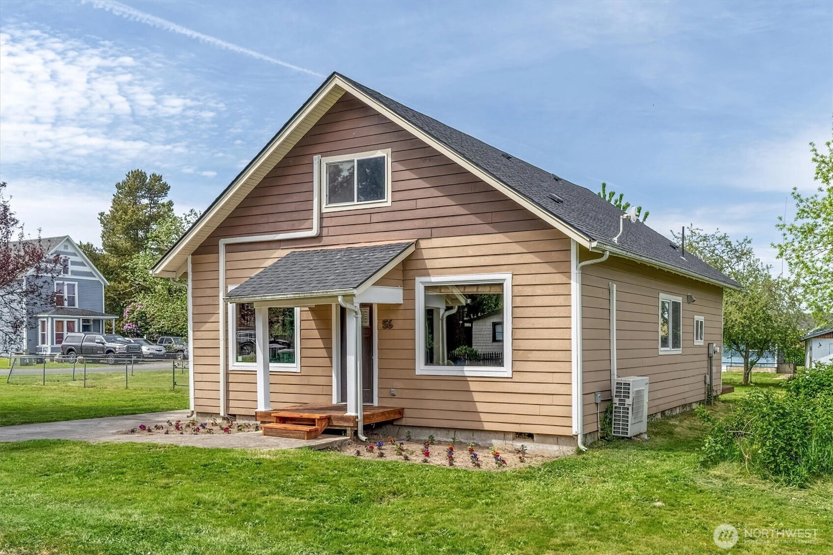 56 Shear St SW Unit  Castle Rock WA 98611