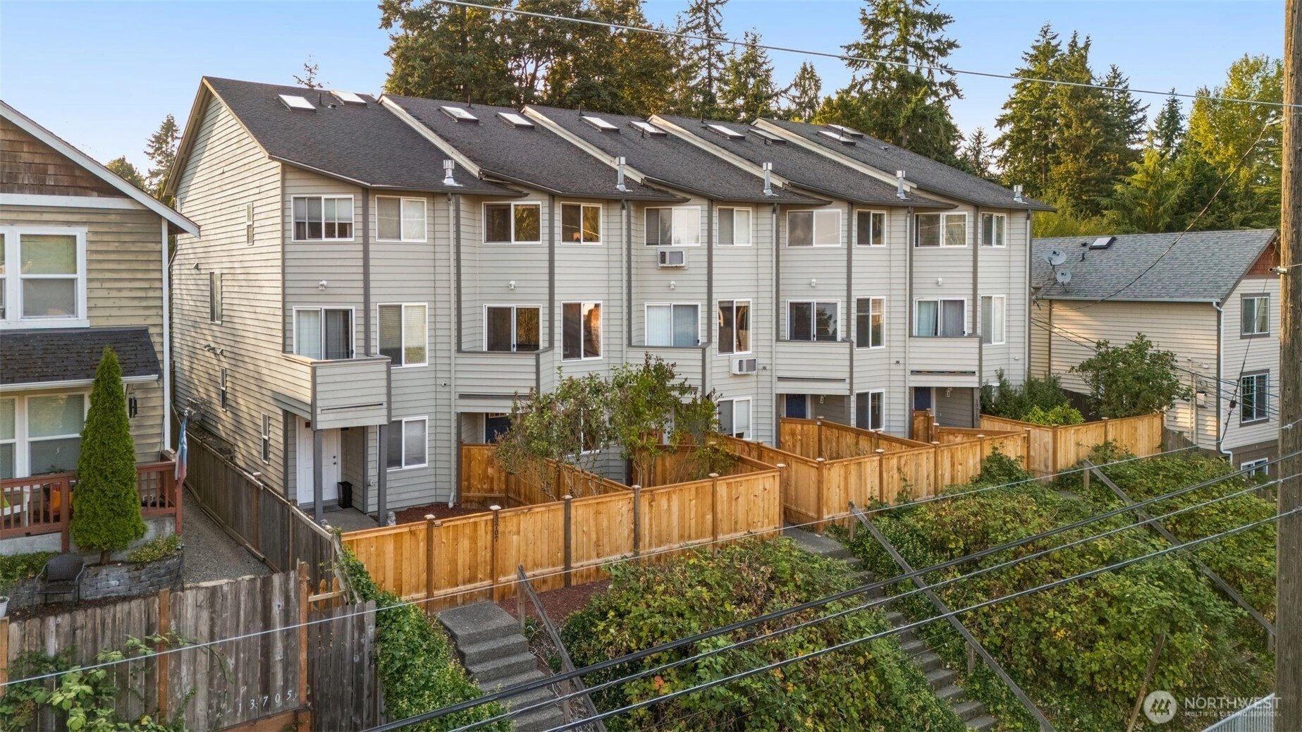 13709 Greenwood Ave N Seattle WA 98133