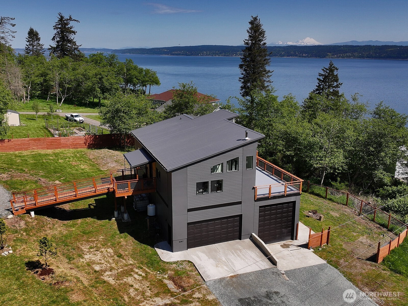 2367 Deer Brush Rd Greenbank WA 98253