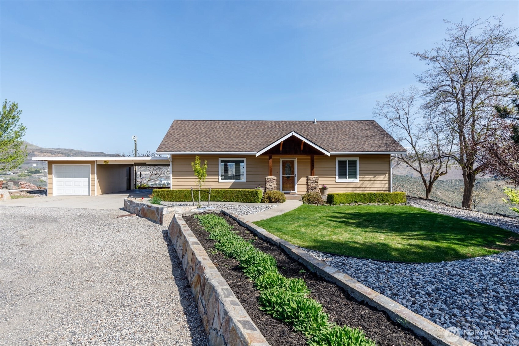 509 Cooper Square Grand Coulee WA 99133