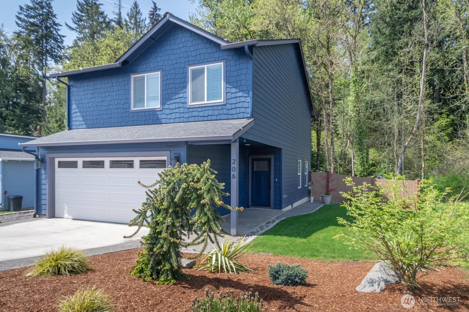 206 Oak St Winlock WA 98596