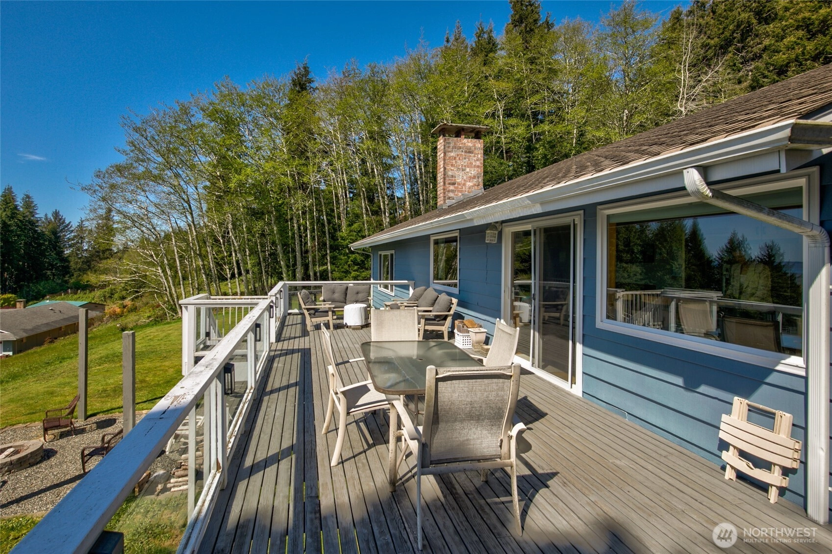 16 Channel View Ln Hoquiam WA 98550