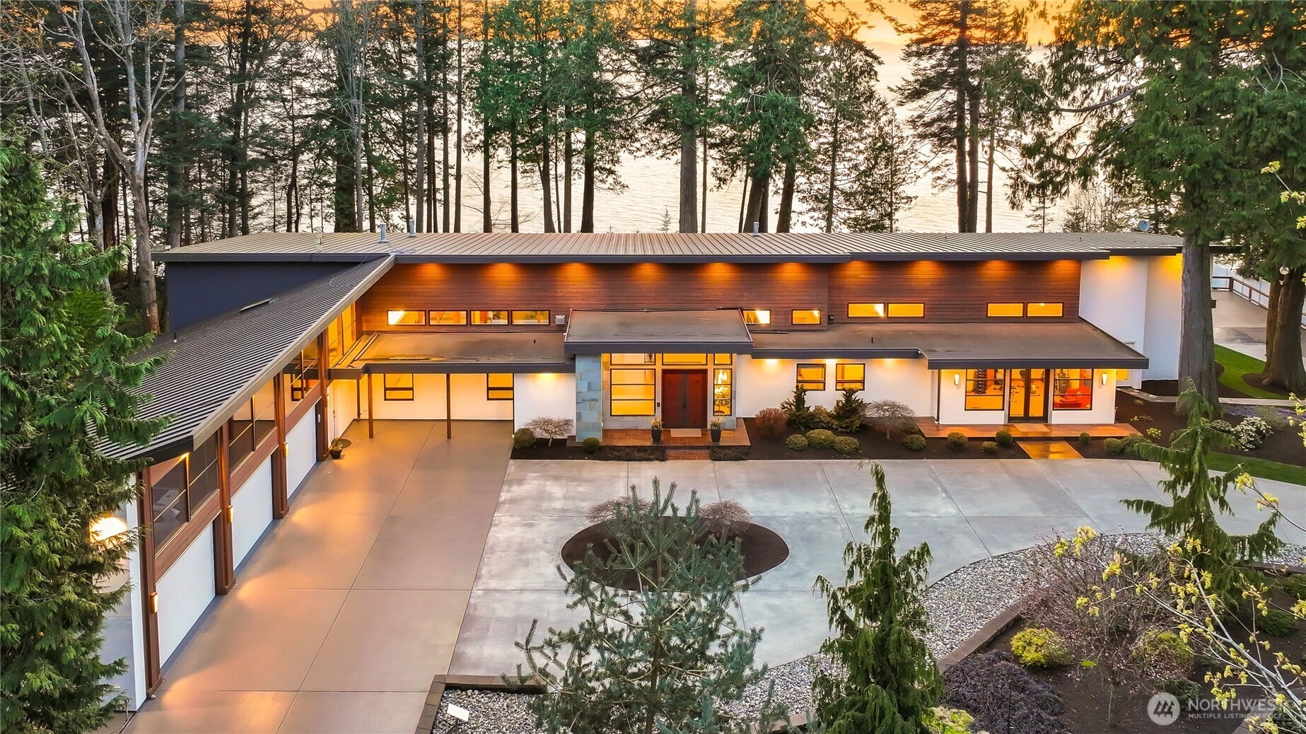 8277 Semiahmoo Dr Blaine WA 98230