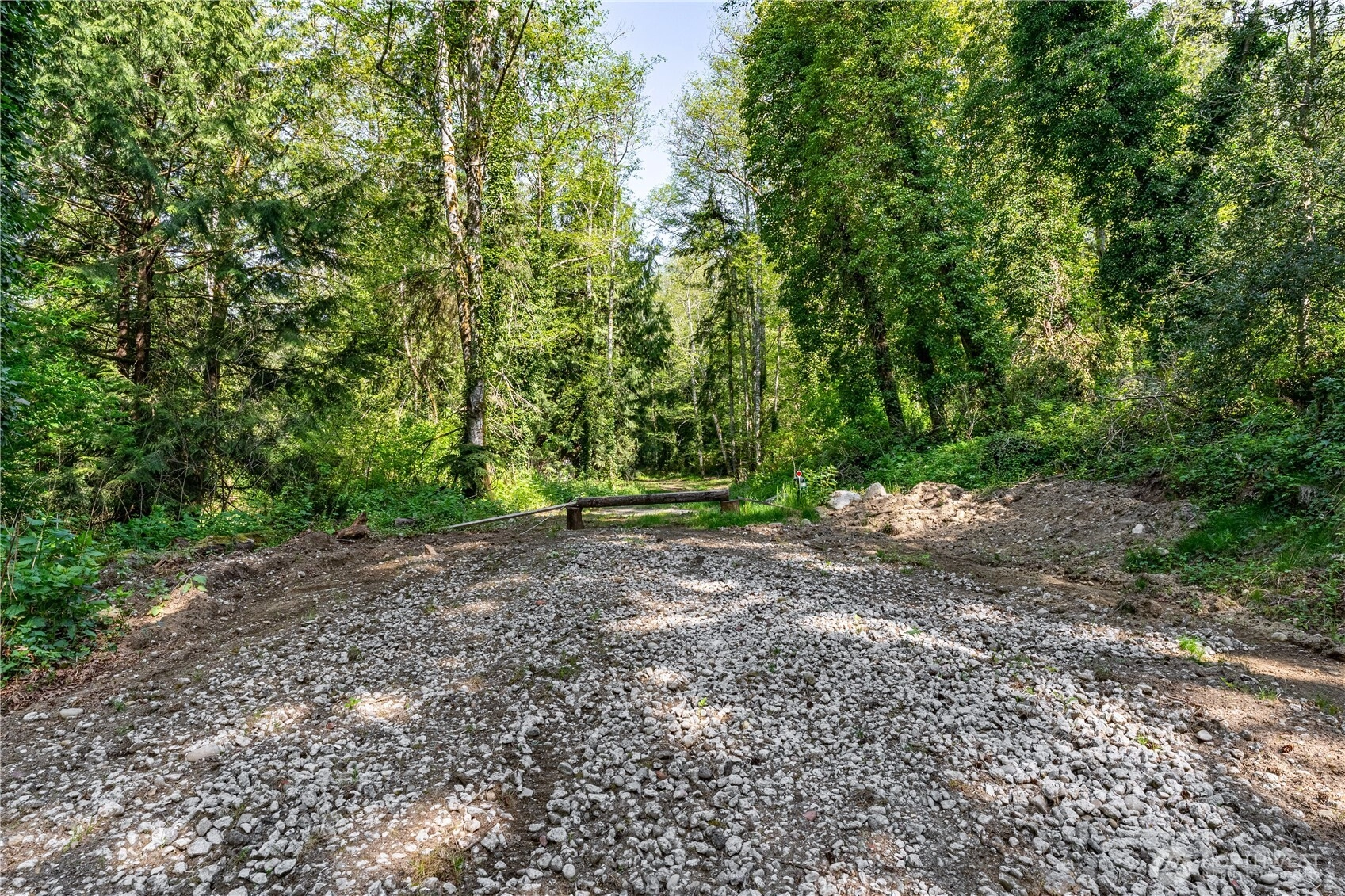NE Clare Ln Indianola WA 98342