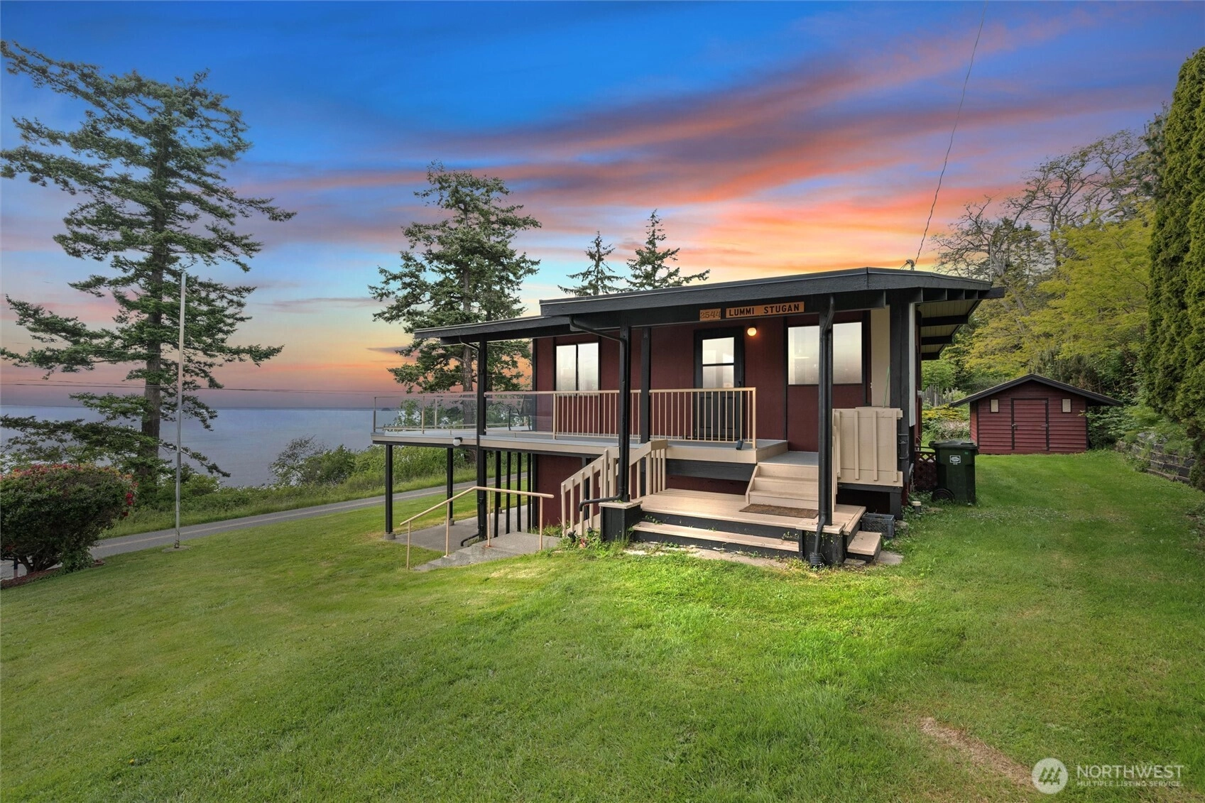 2544 W Shore Dr Unit  Lummi Island WA 98262