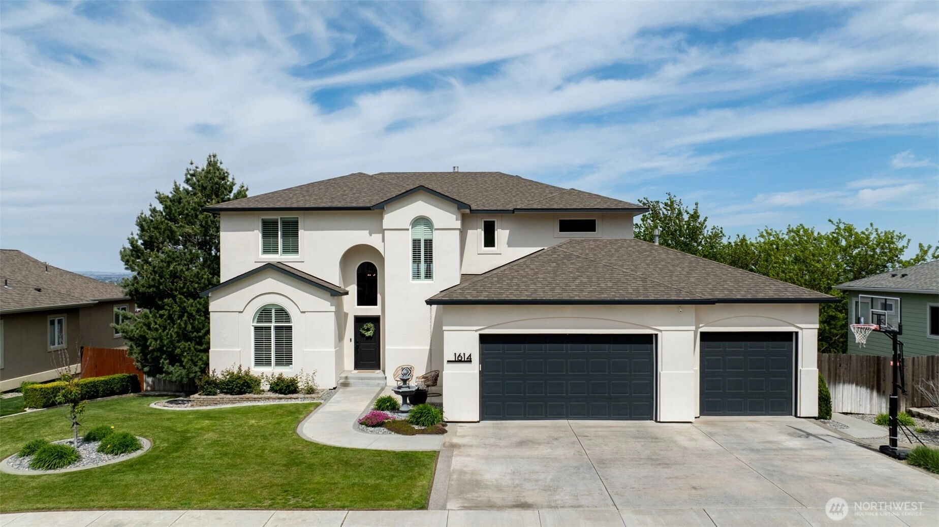 1614 W 51st Ave Kennewick WA 99337