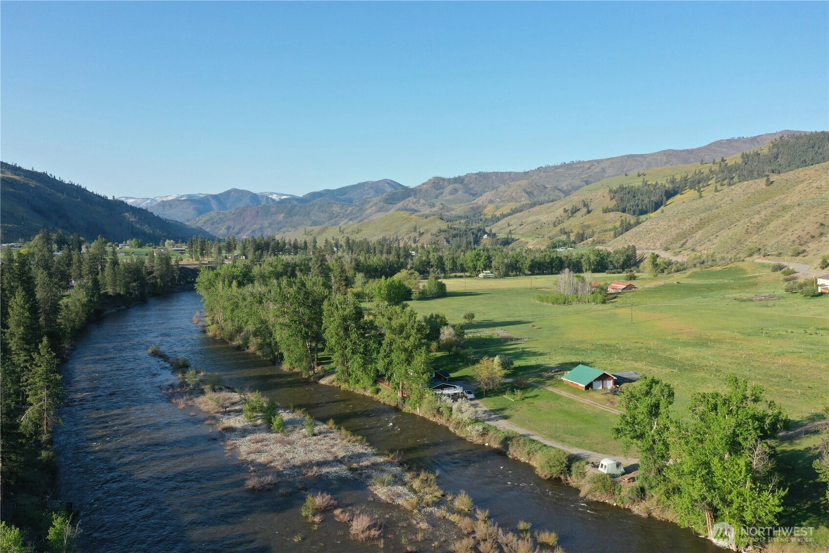 8 Beulah Rd Carlton WA 98814