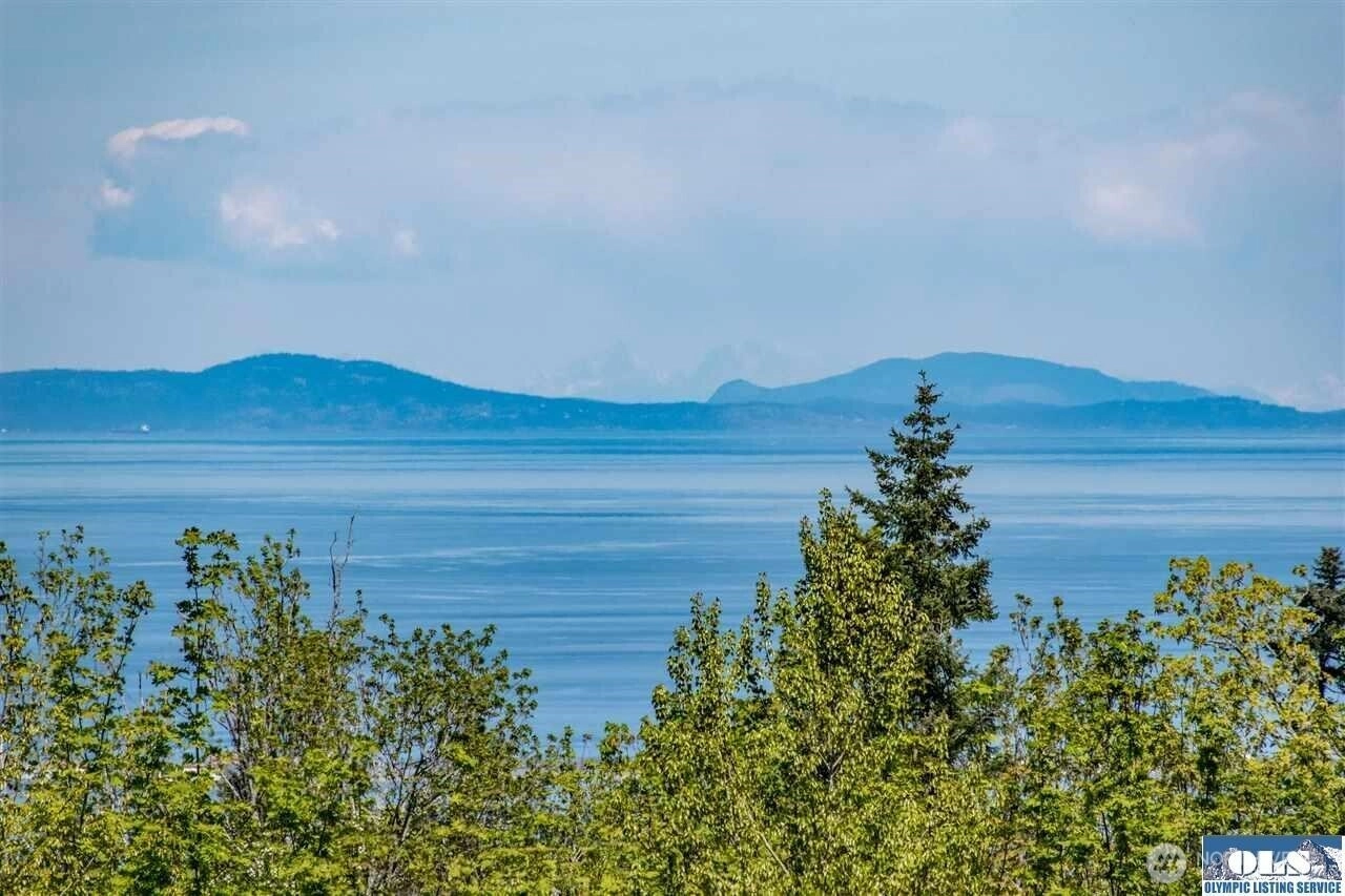 999 Ediz View Dr Unit  Port Angeles WA 98362