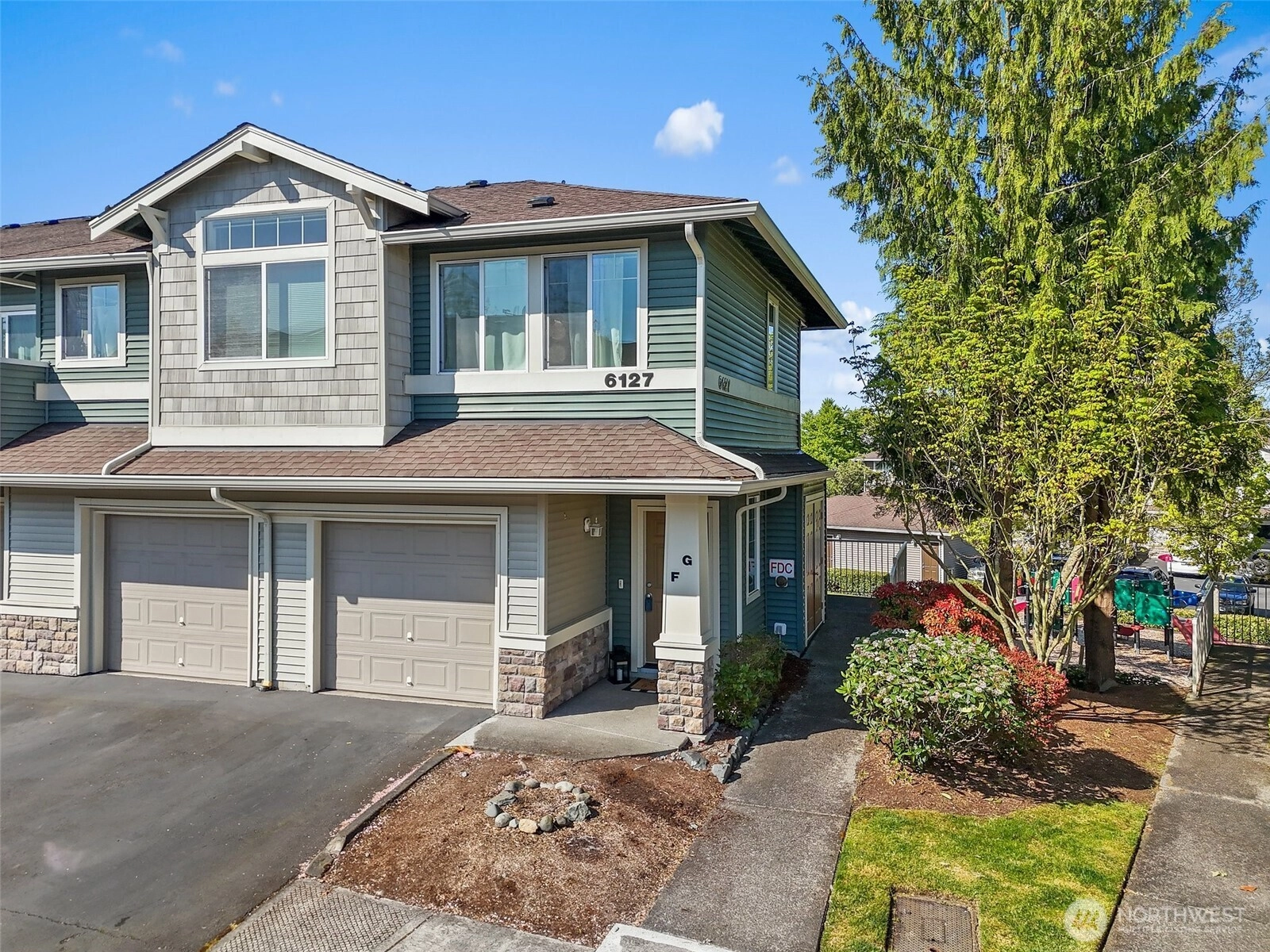 6127 Isaac Ave SE Unit F Unit F Auburn WA 98092