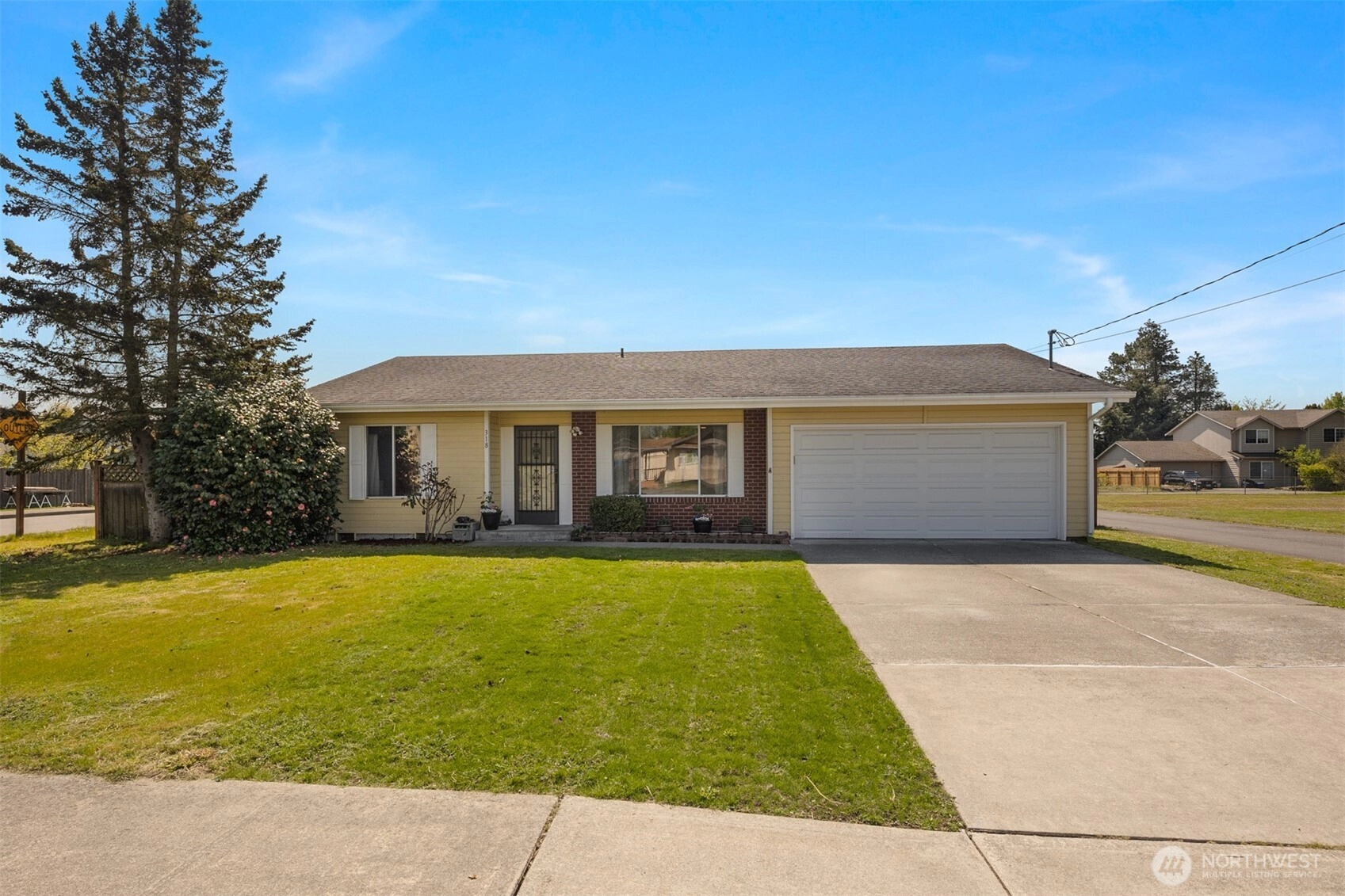 318 3rd Ave SE Pacific WA 98047