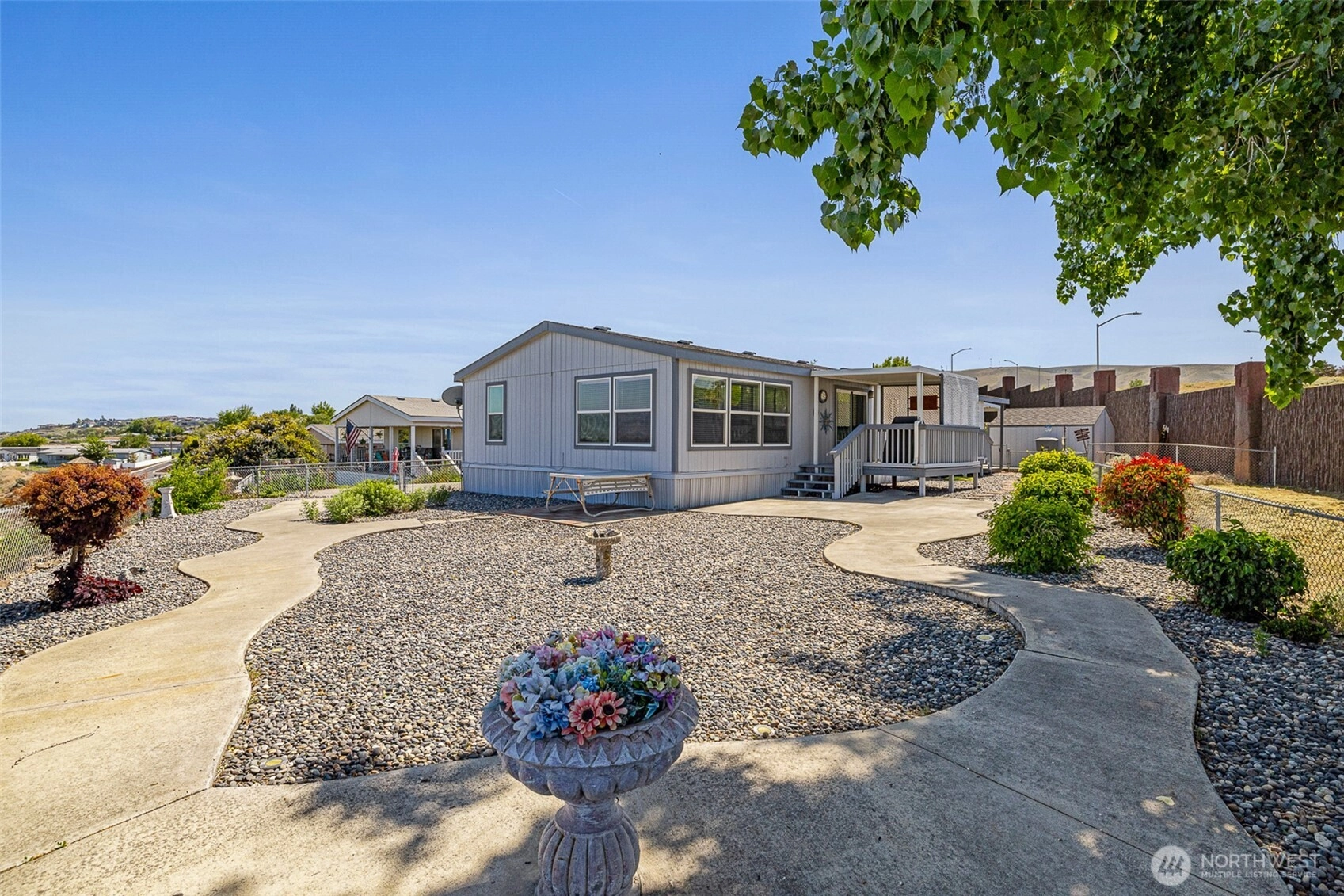 2492 Horizon View Ln Richland WA 99352