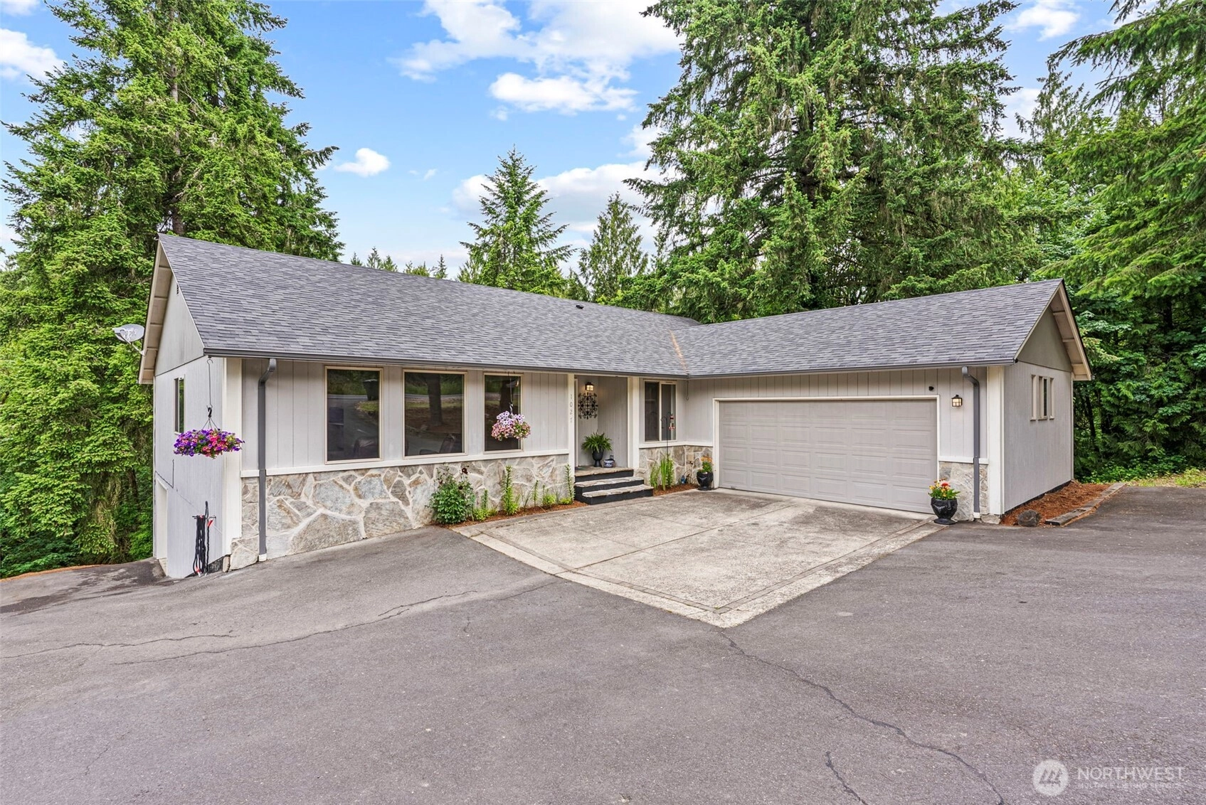1027 Fishpond Rd Kelso WA 98626