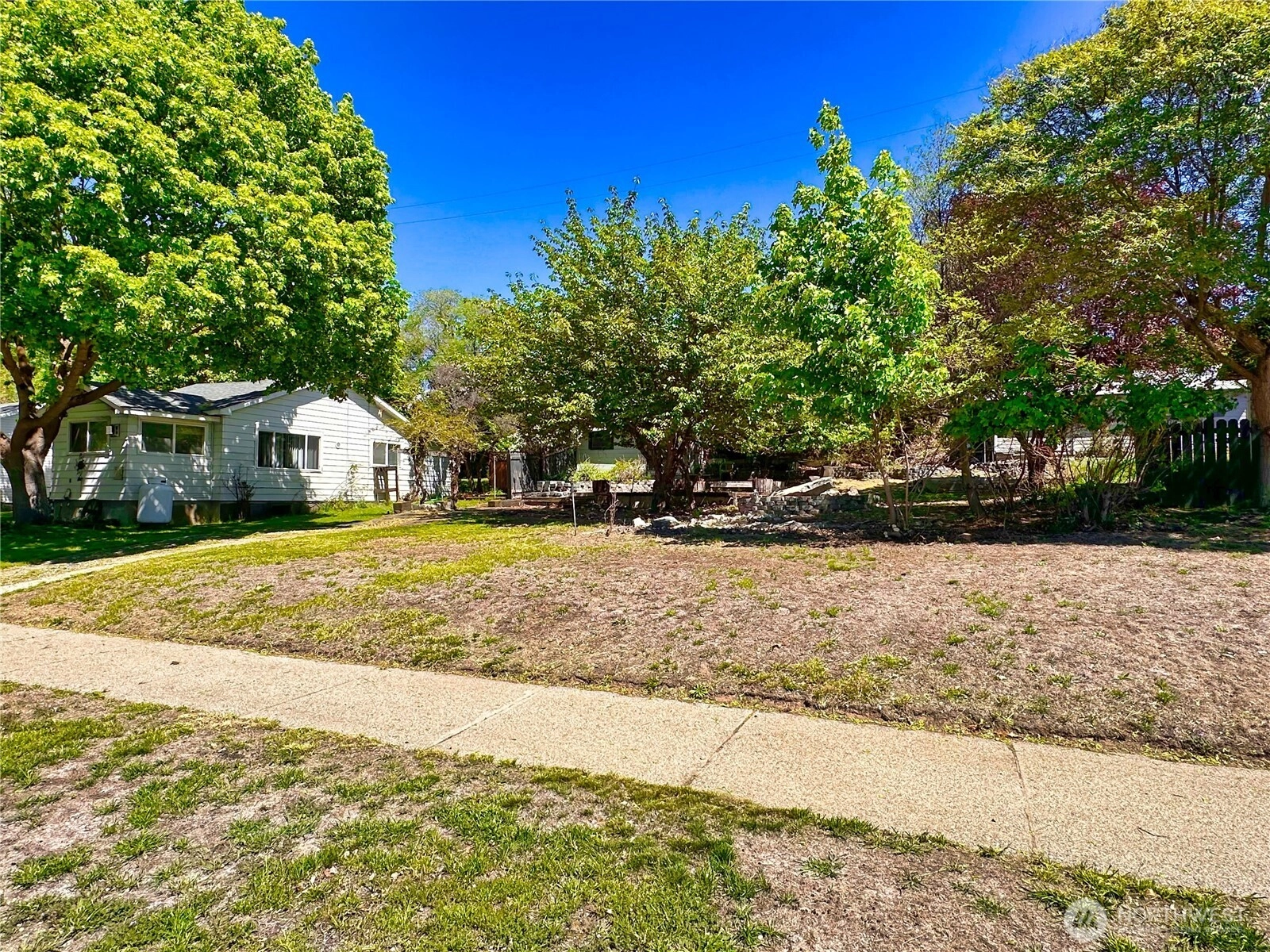 605 Aspen St Unit  Coulee Dam WA 99116