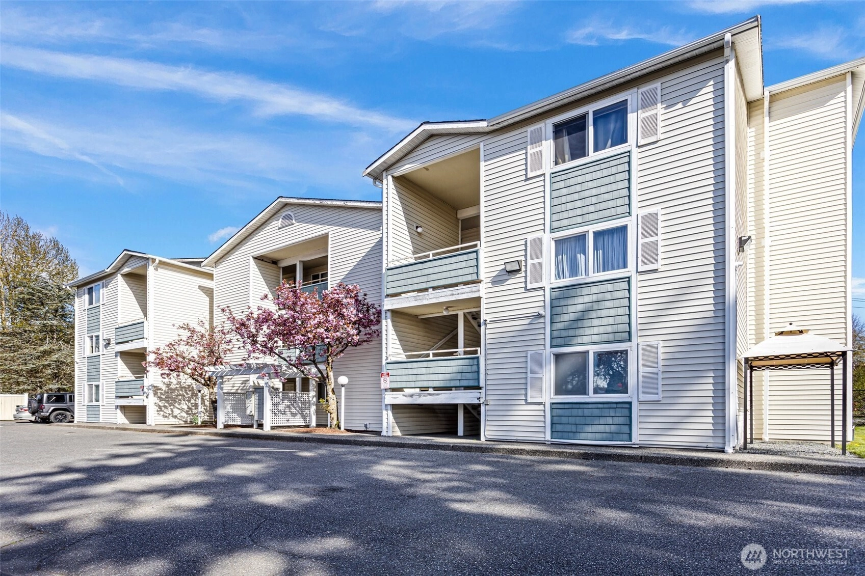 9731 Holly Dr Unit 103 Unit 103 Everett WA 98204